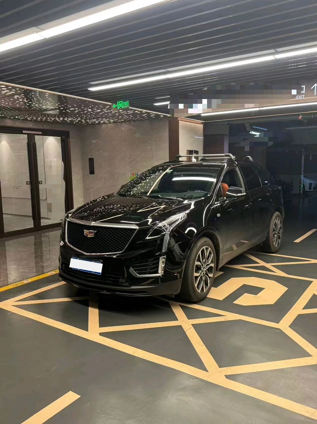 Cadillac XT5 2024 2.0T AWD Luxury (Hummingbird Edition)