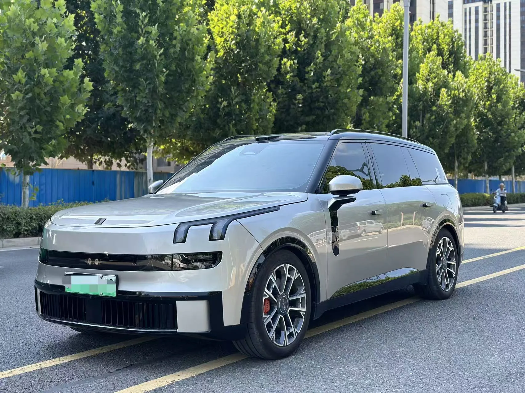 Lynk & Co 900 2025 1.5T Ultra