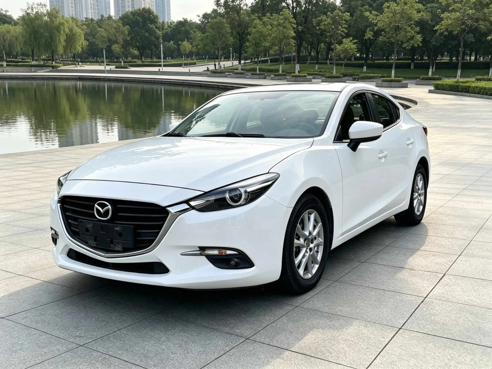 Mazda3 Axela 2017 Sedan 1.5L Automatic Luxury (China VI Emission Standard)