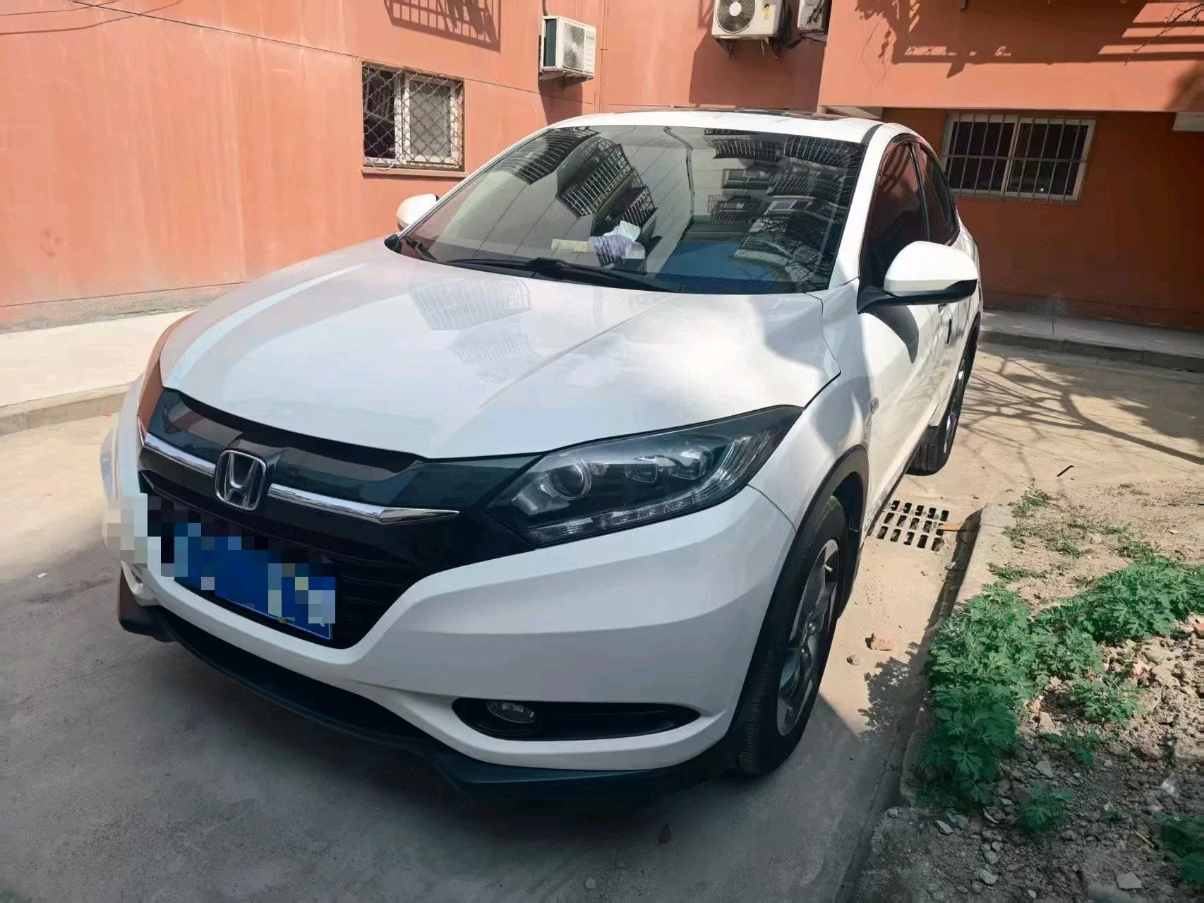 Vezel 2017 1.8L CVT 2WD Pioneer Edition