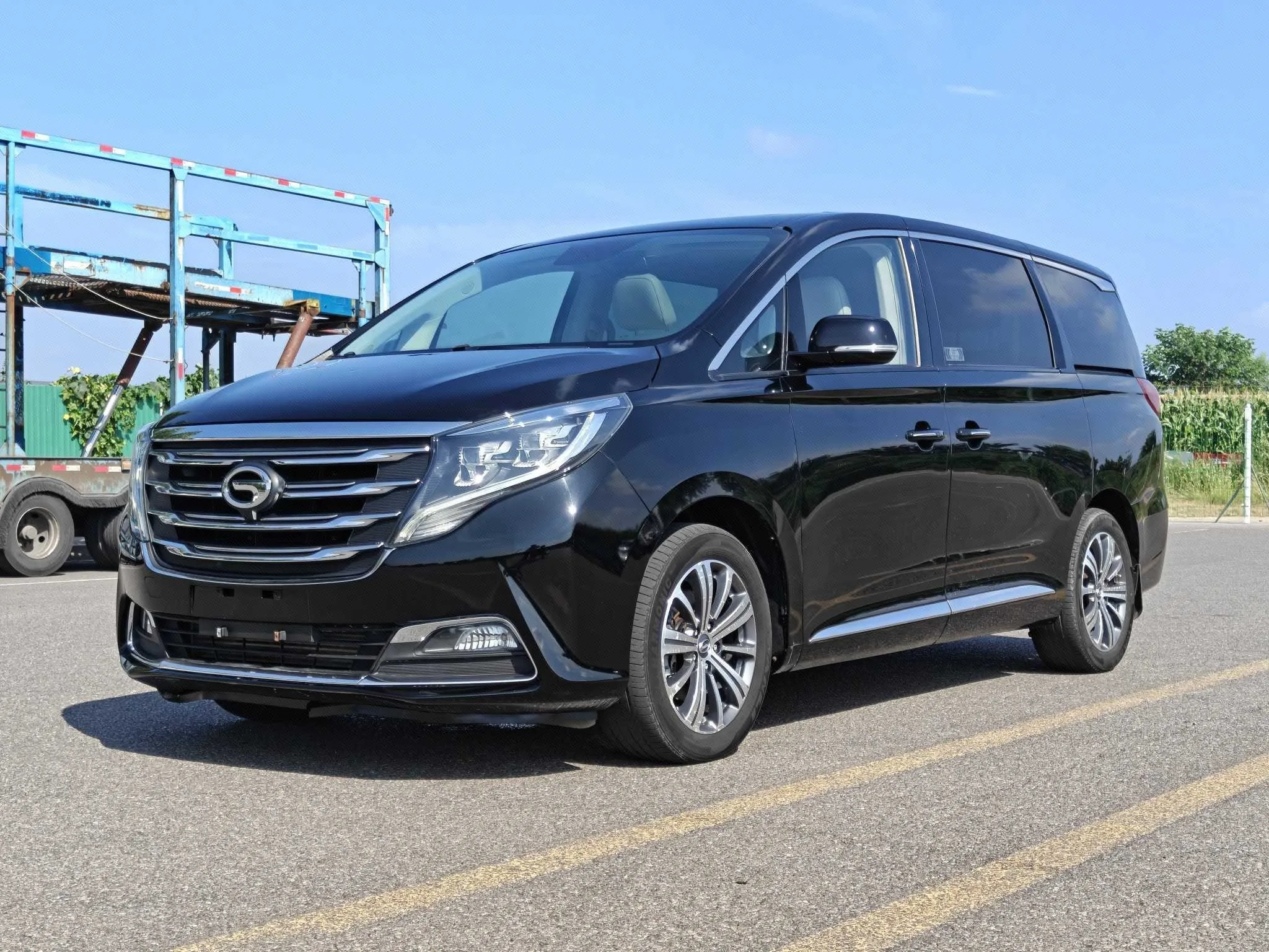 GAC Trumpchi M8 2018 Model Year 320T Premium Edition
