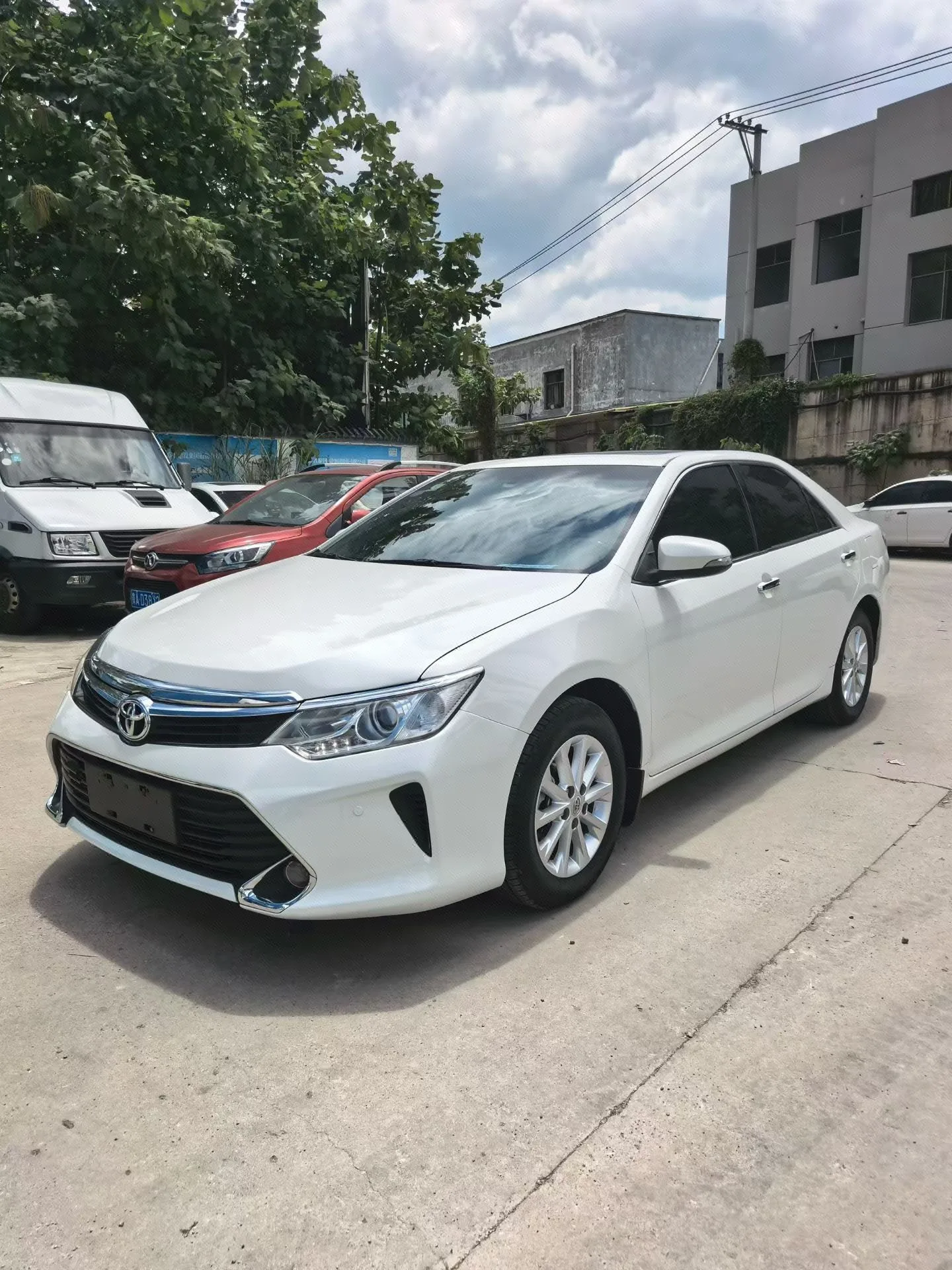 Camry 2016 2.0E 10th Anniversary Elite Edition