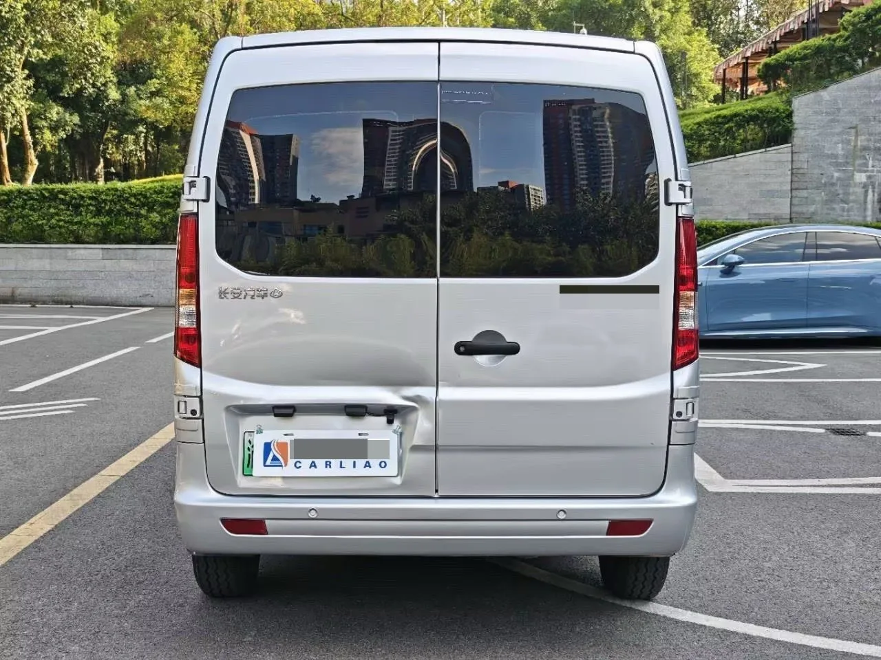 Changan Commercial 2025 Ruixing EM60 Passenger Version, Comfort Trim, 6-Seater, 300 km Range, Double Doors, Automatic Transmission