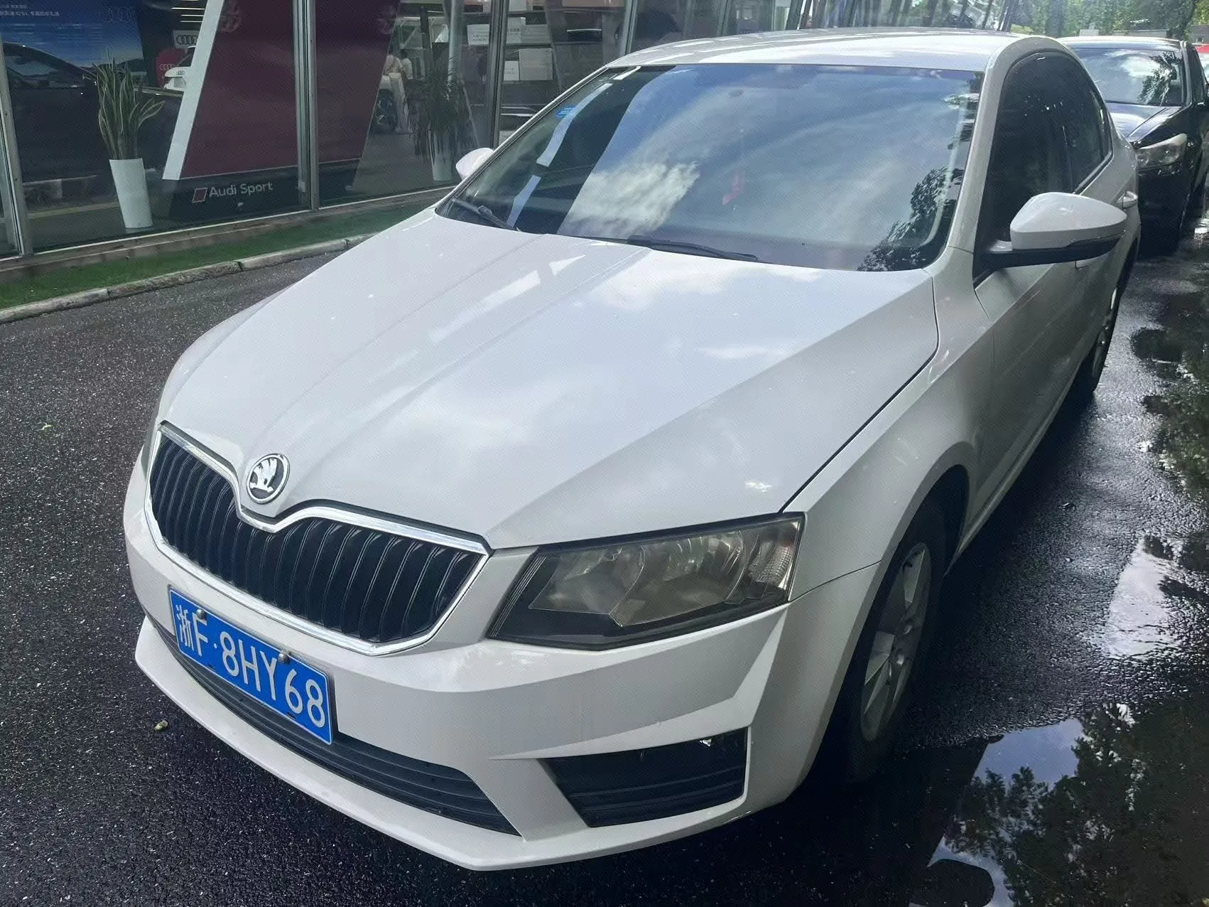 Octavia 2017 1.6L Automatic Forward Edition