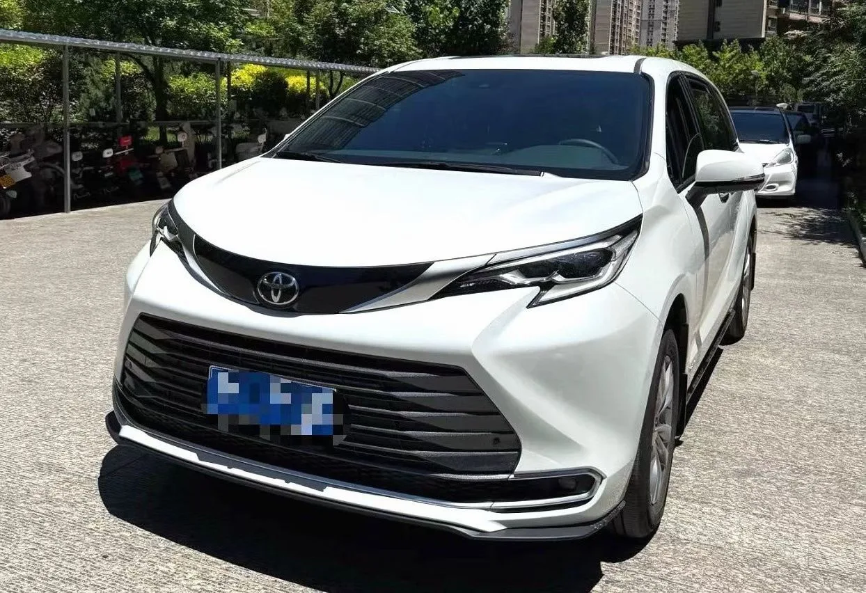 2021 Sienna 2.5L Hybrid Premium Edition