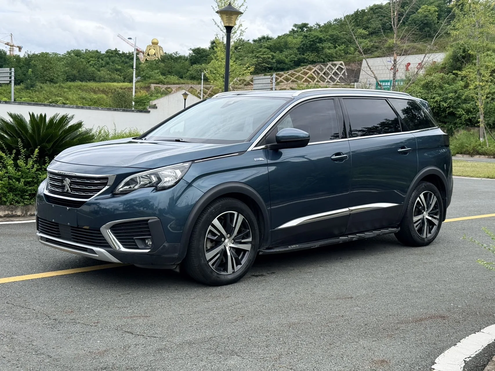 Peugeot 5008 2017 Model Year 380THP 7-Seater Elite Edition