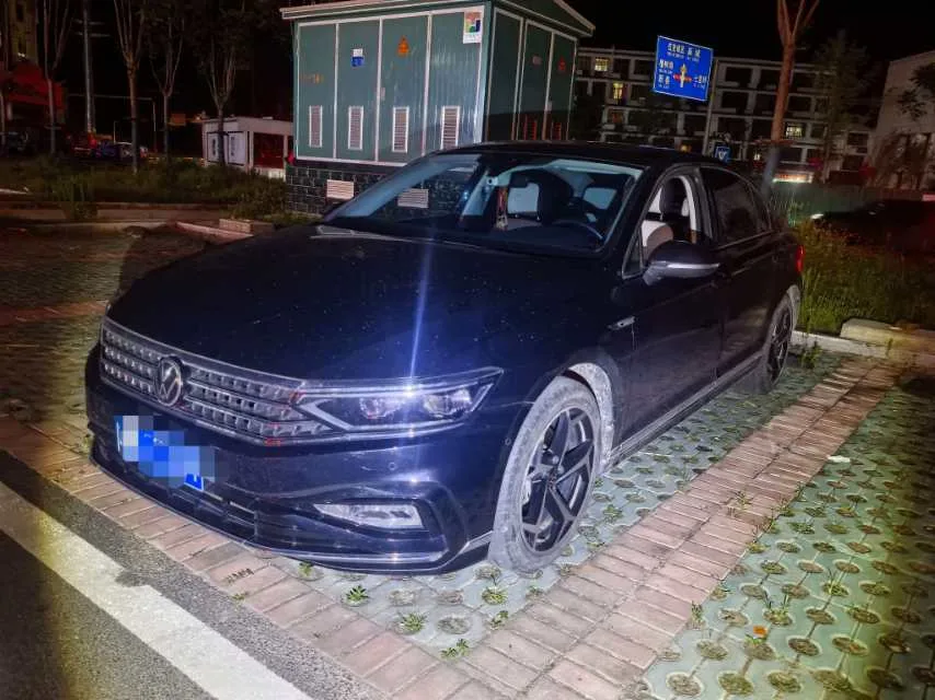 2022 Volkswagen Passat 380TSI DSG Basic Model