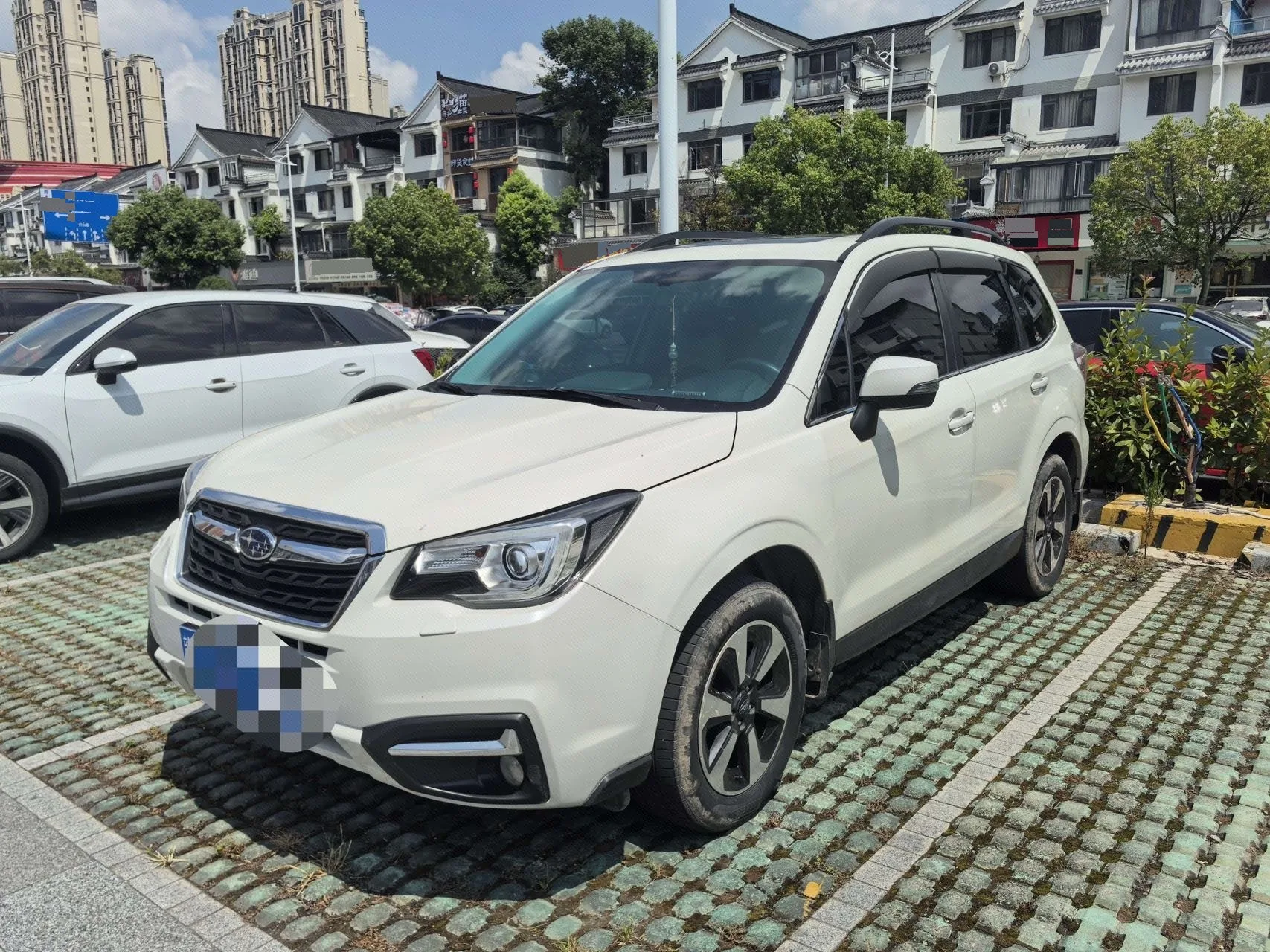 Forester 2016 2.5i Luxury Navigation Edition