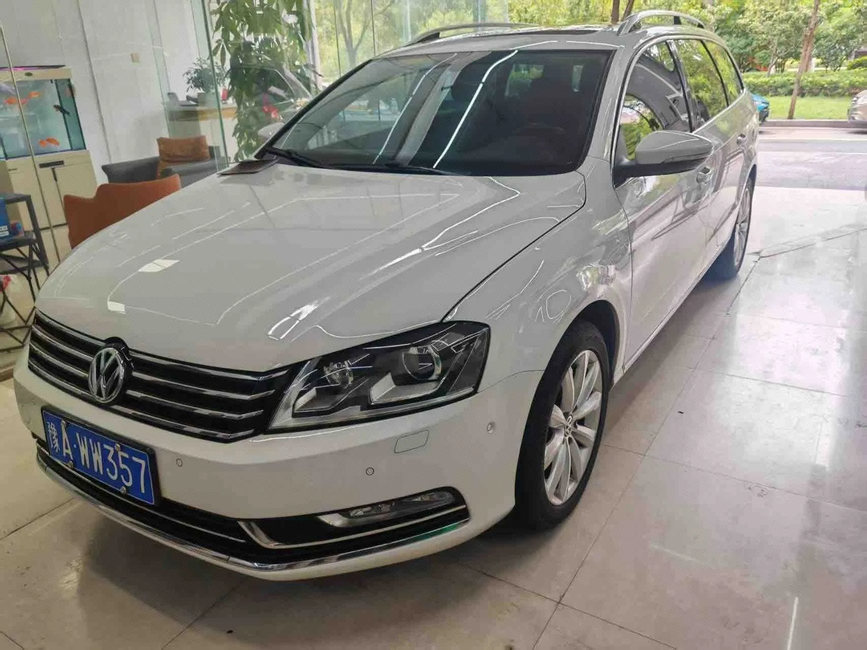 Magotan (Imported) 2015 Model Year Station Wagon 2.0TSI Comfort Trim