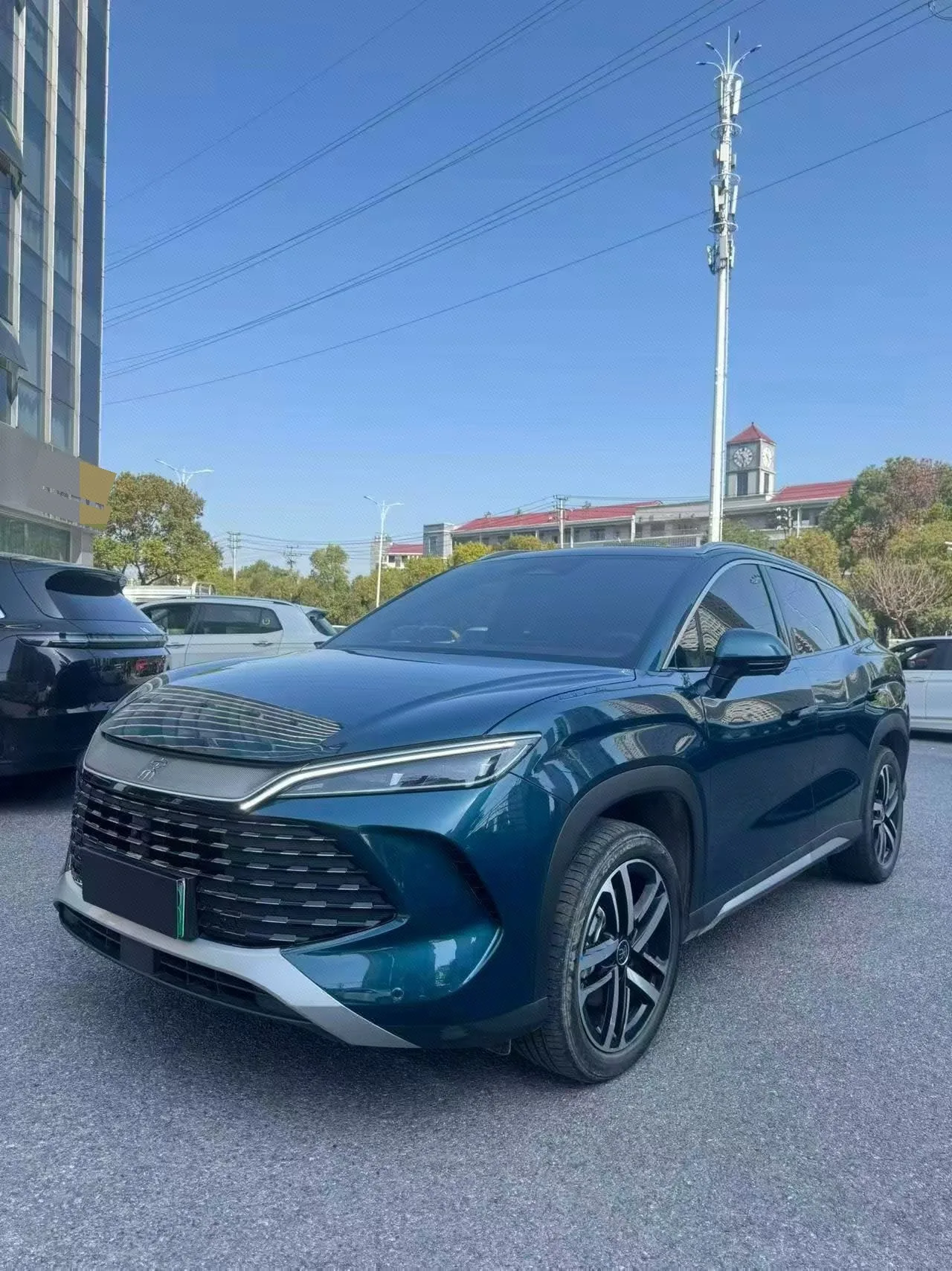 Song L DM-i 2024 Model 112km Leading Edition
