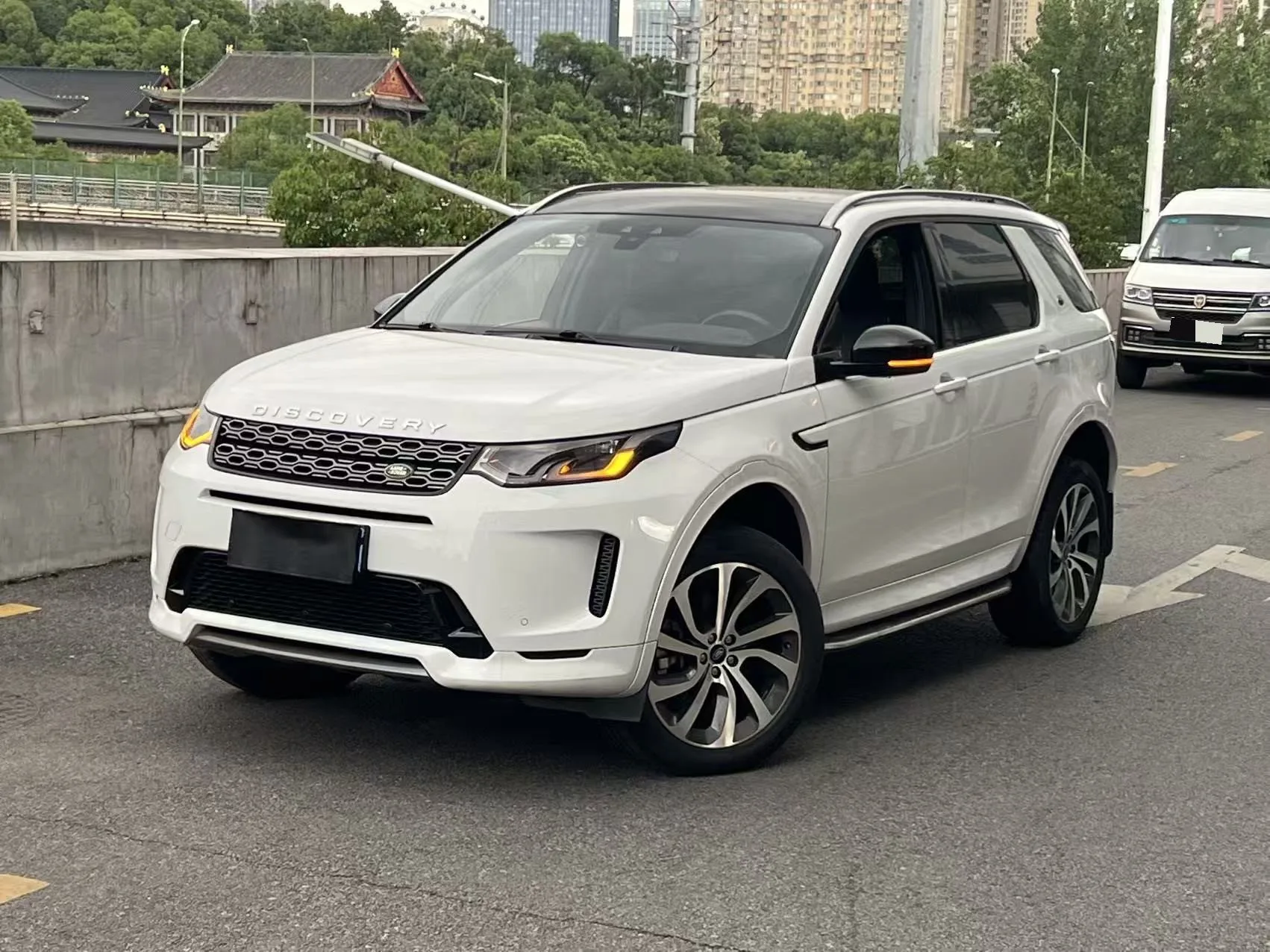 Discovery Sport 2021 249PS R-Dynamic SE Performance Technology Edition 5-seater