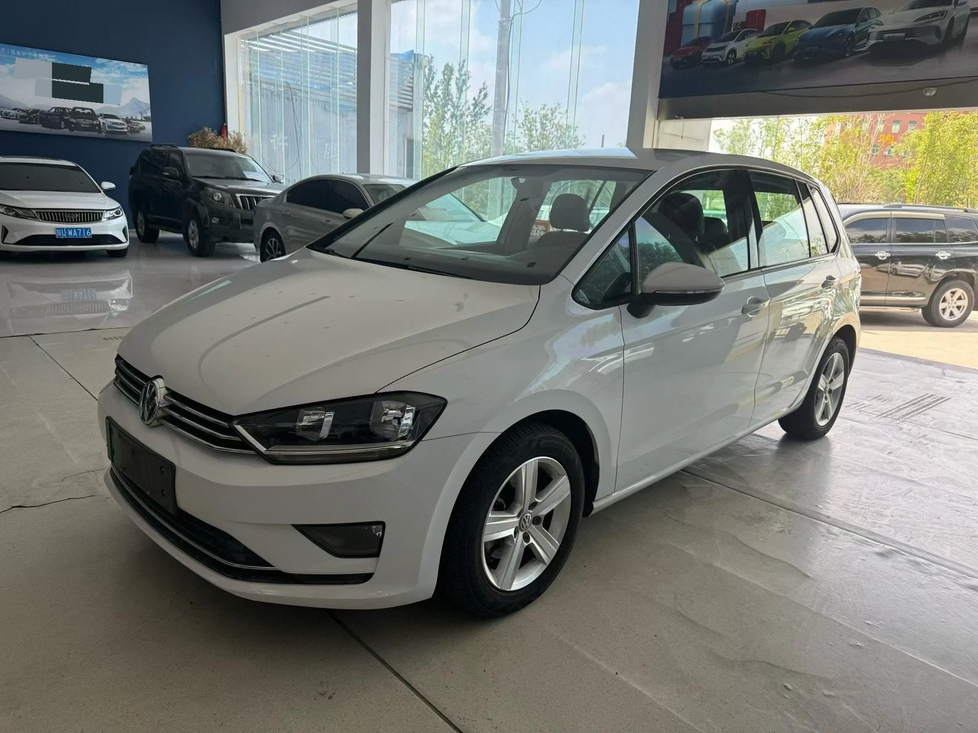 Golf Sportsvan 2018 230TSI Automatic Entry-Level