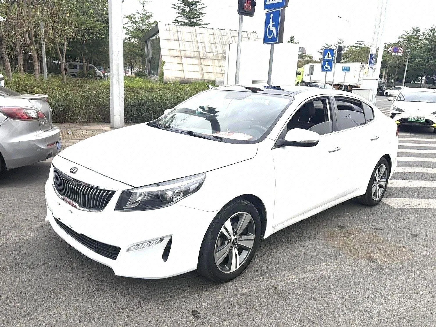 K5 2017 1.8L Automatic GLS