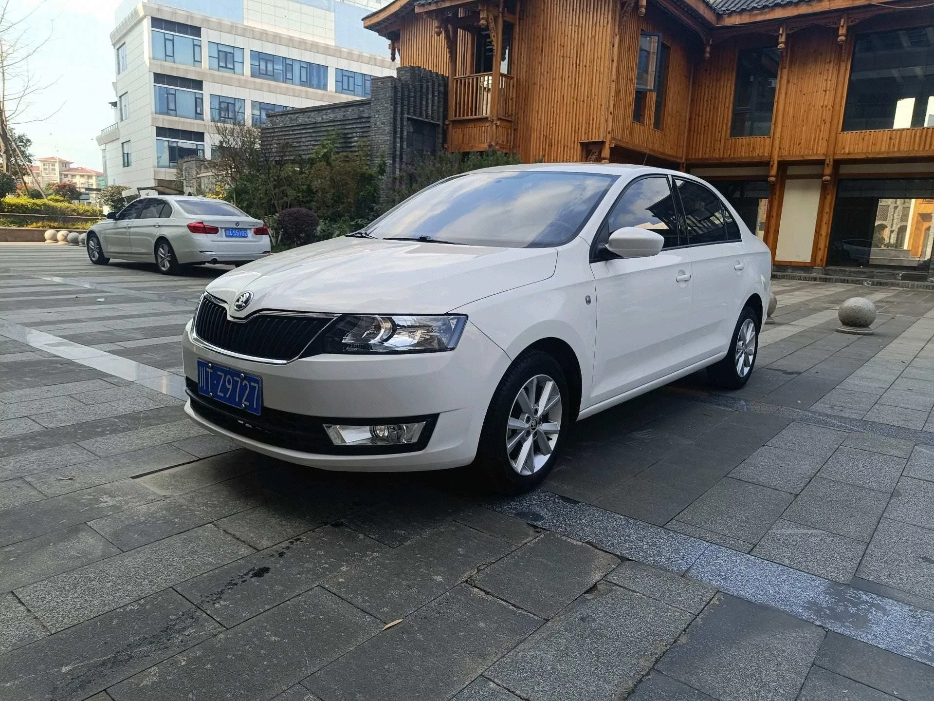 Rapid 2016 1.6L Automatic Forward Edition