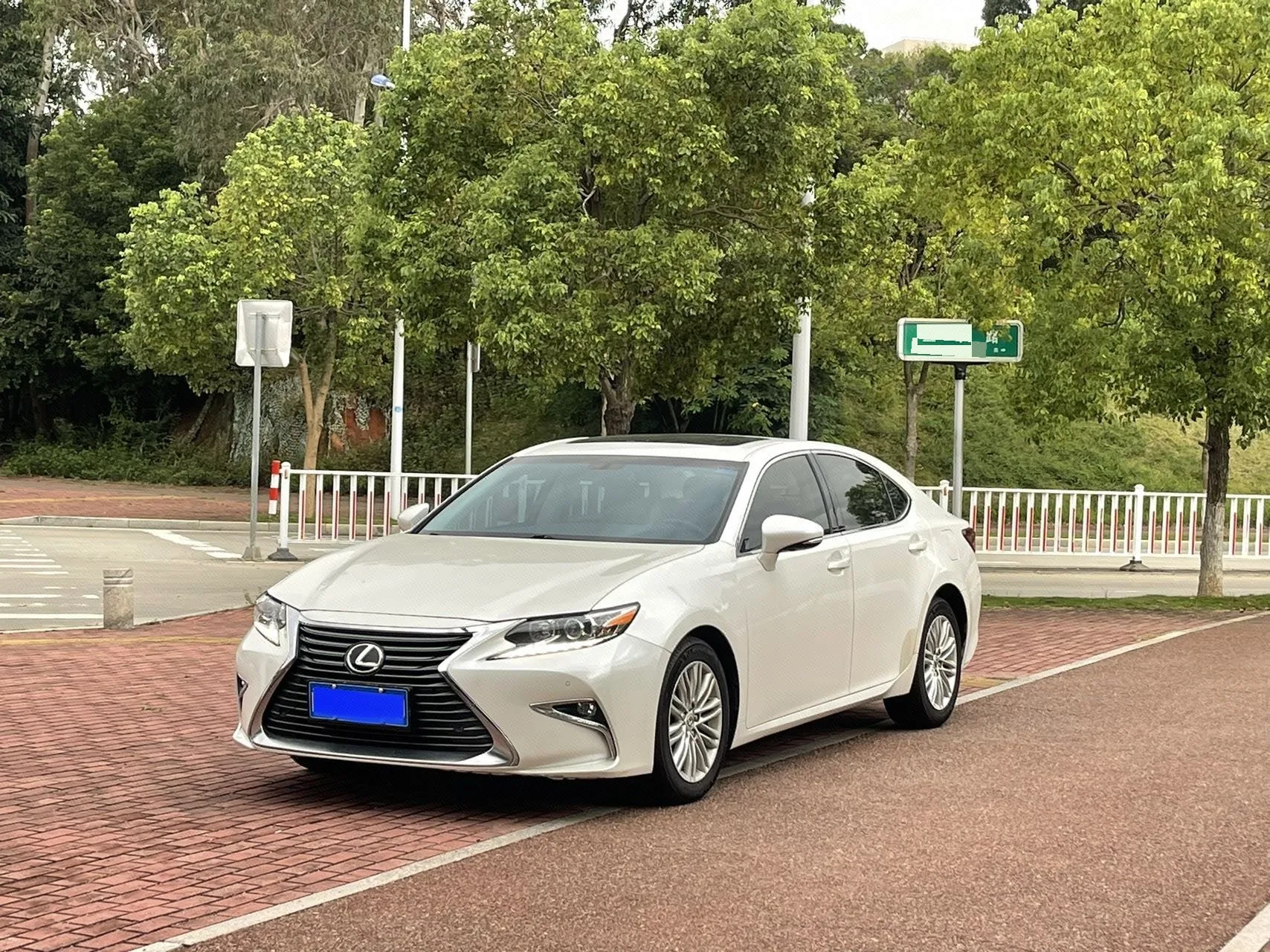 Lexus ES 2015 200 Elite Edition
