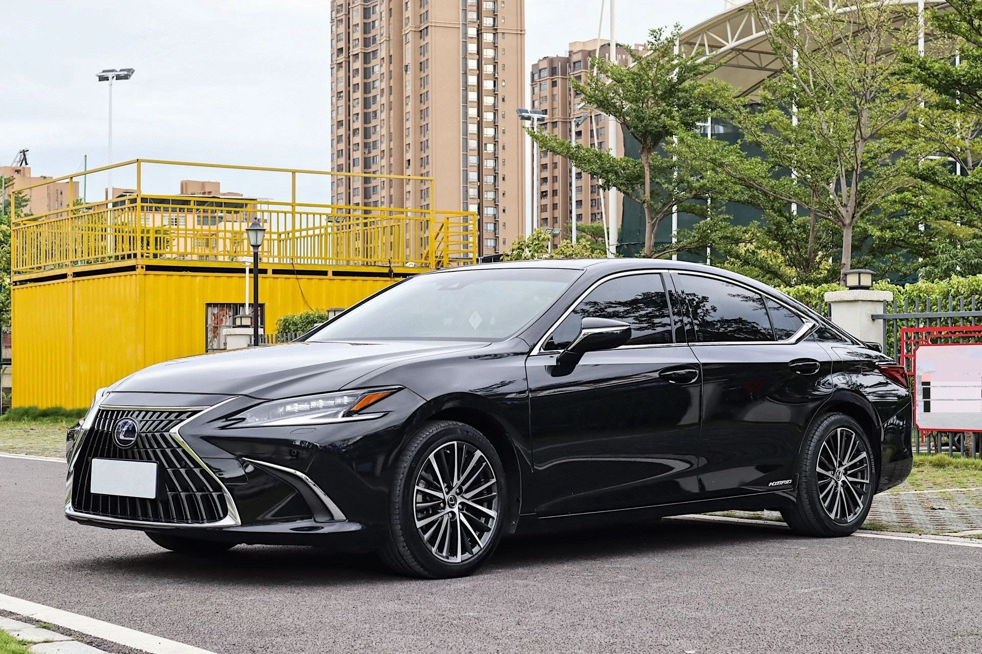 Lexus ES 2022 300h Premium Edition