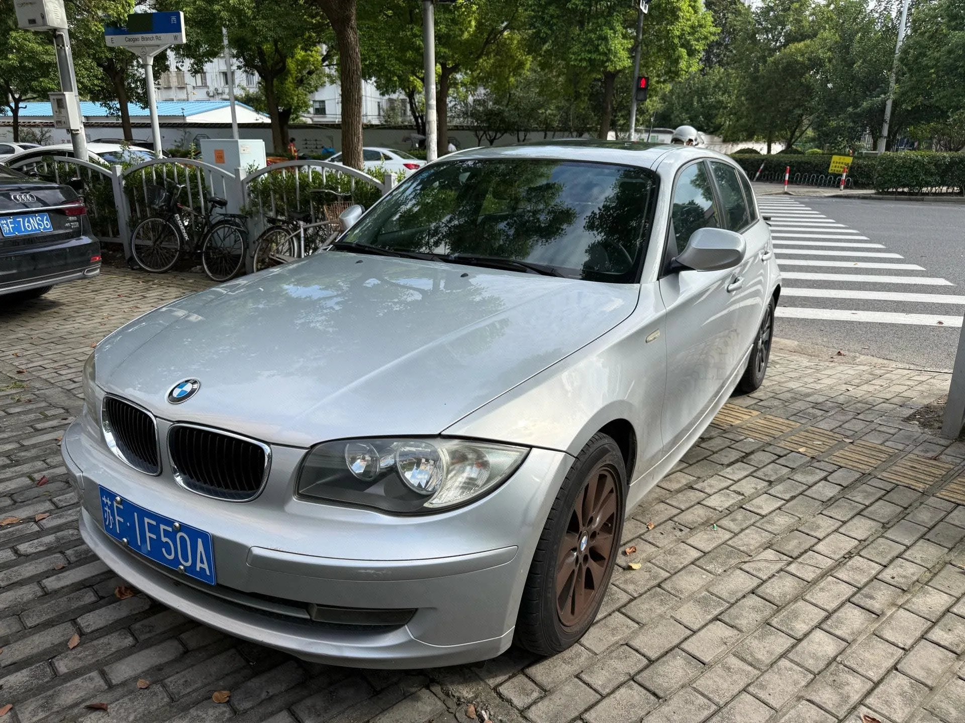 BMW 1 Series (Imported) 2010 120i Sport Limited Edition