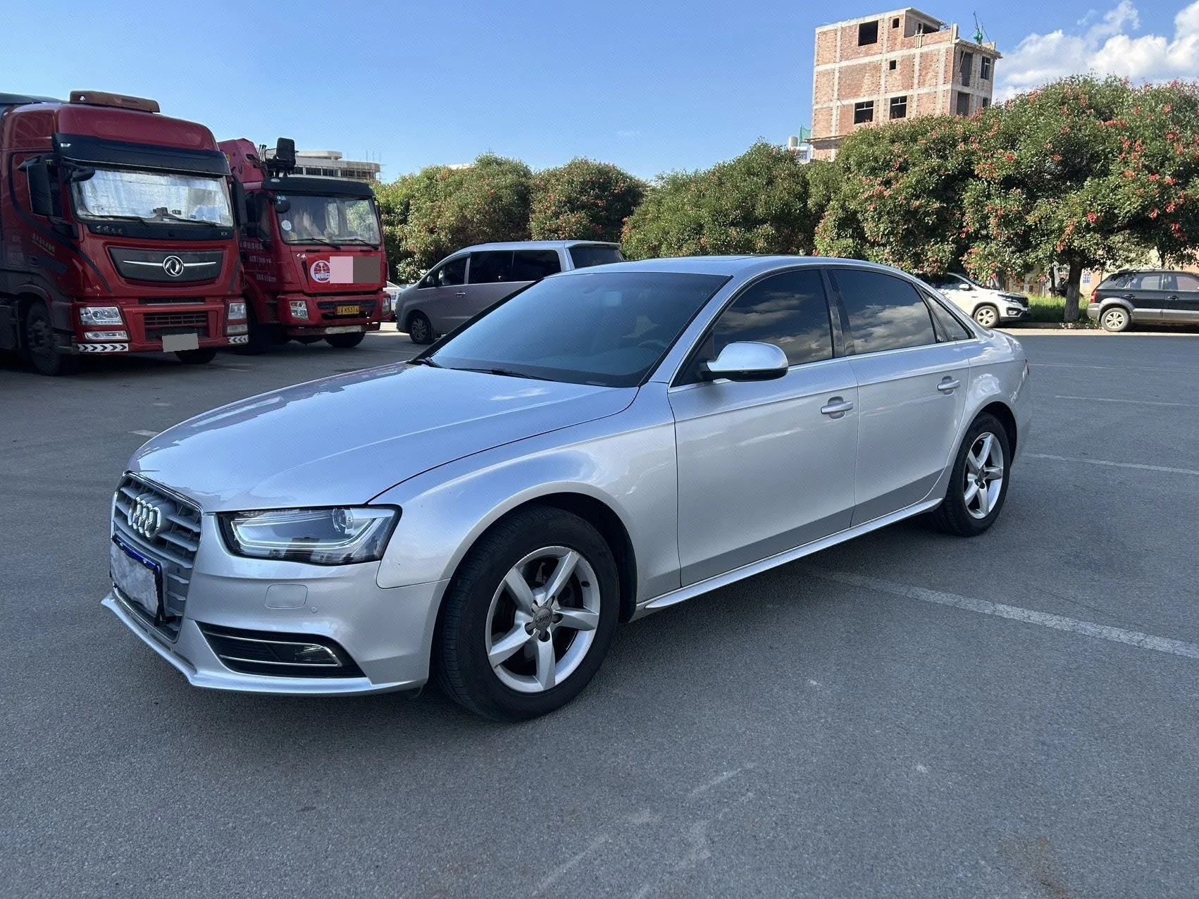 2013 Audi A4L 35 TFSI Automatic Standard Model