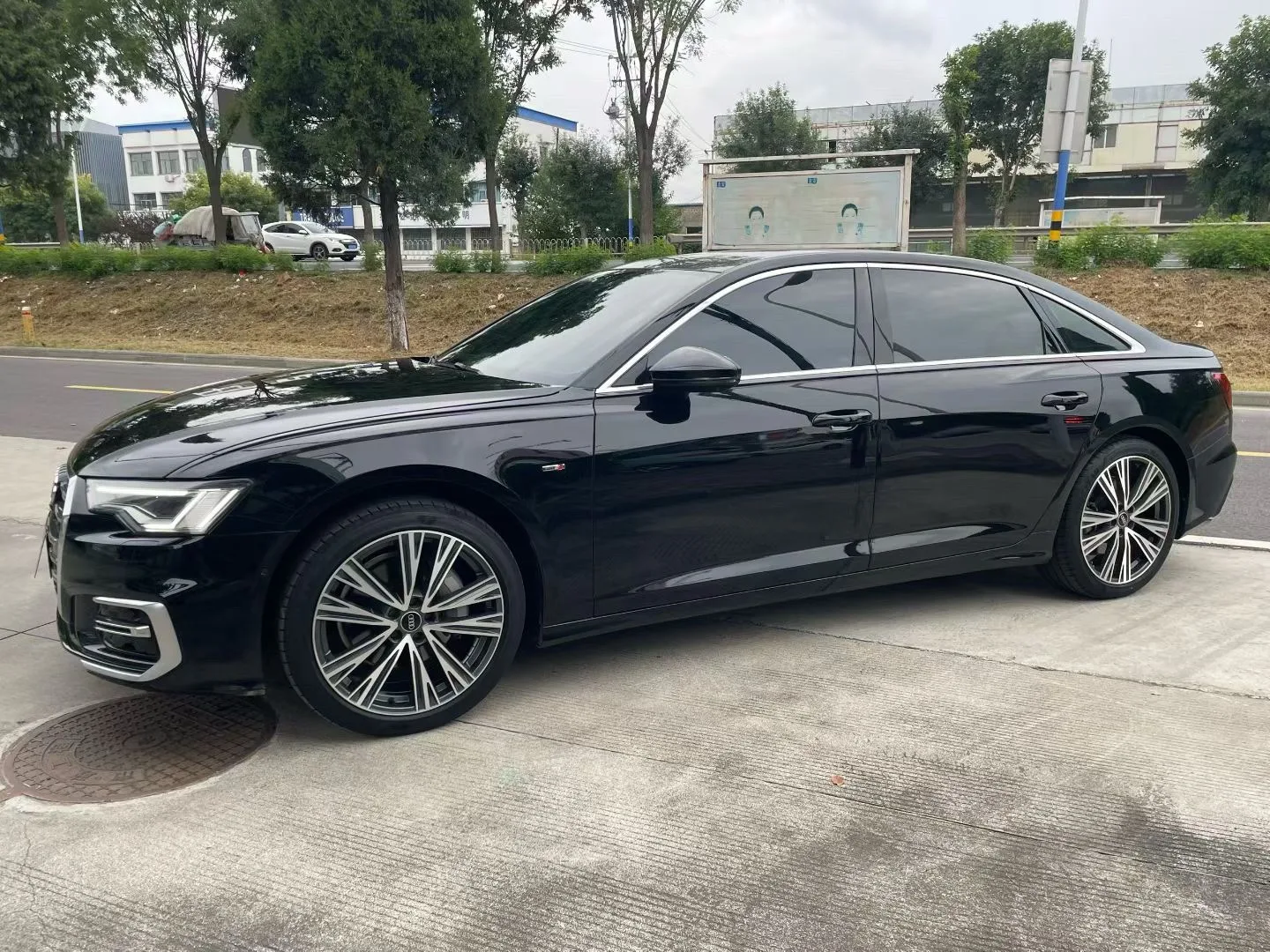 Audi A6L 2022 Facelift 45 TFSI quattro Premium Dynamic Edition