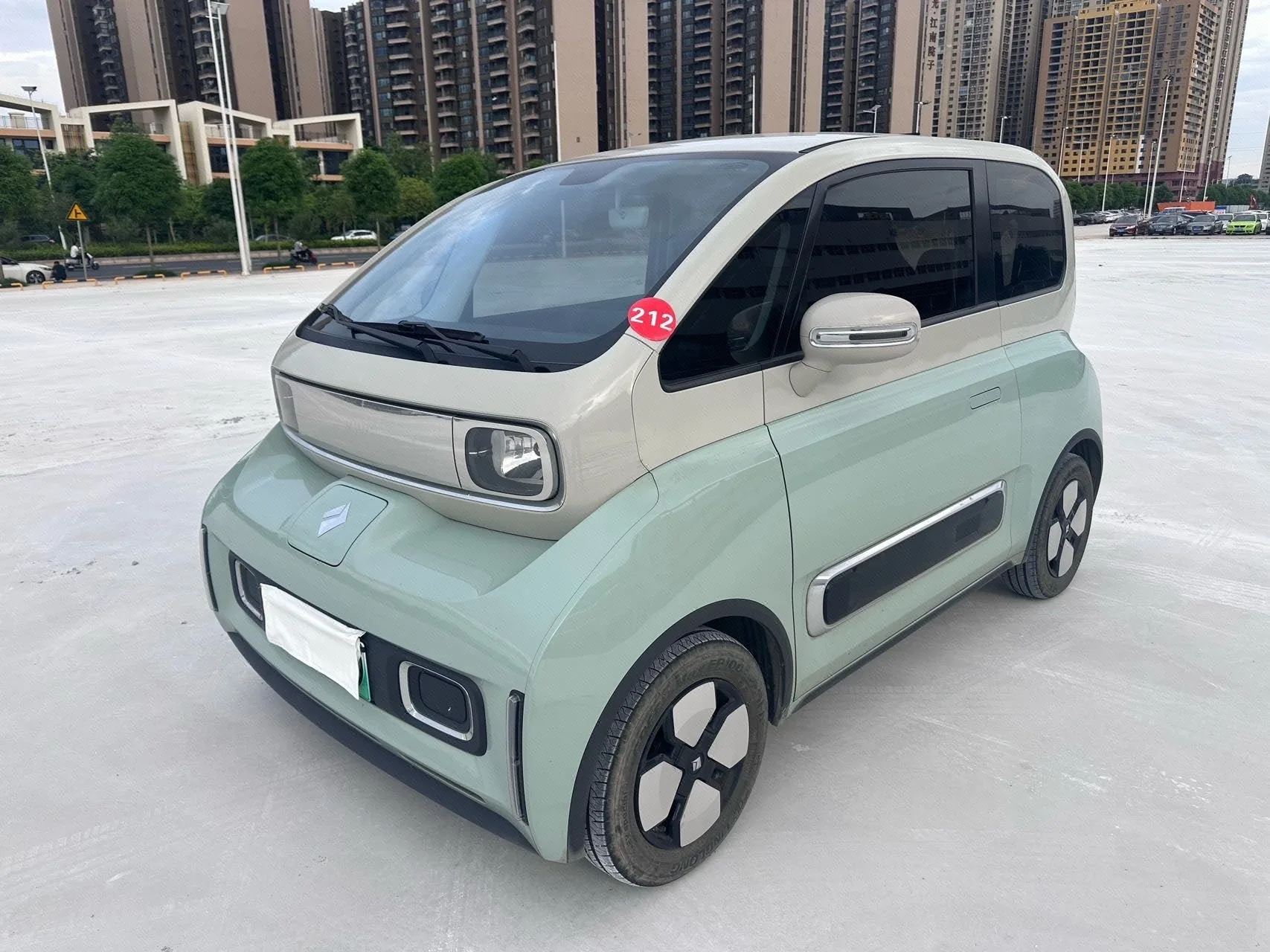 Baojun KiWi EV 2023 Smart Edition (Lithium Iron Phosphate)
