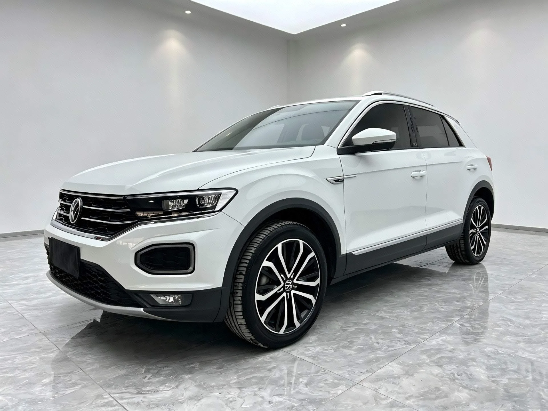 2021 T-ROC, 280TSI DSG, Front-Wheel Drive, Comfort & Connect 30th Anniversary Edition