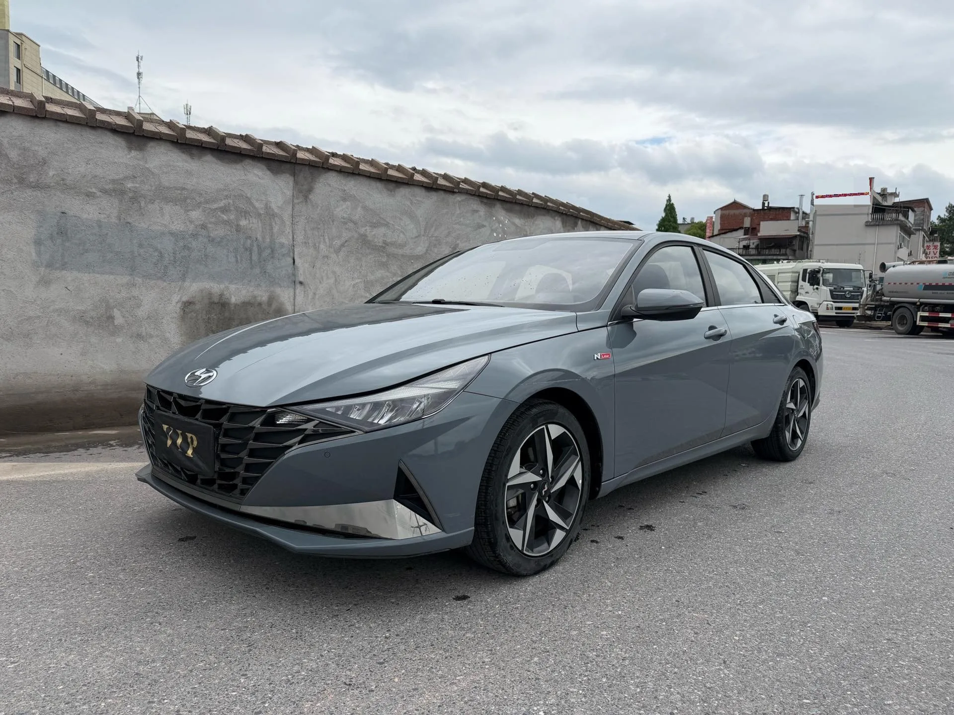 Hyundai Elantra 2021 1.5L CVT LUX Premium Edition