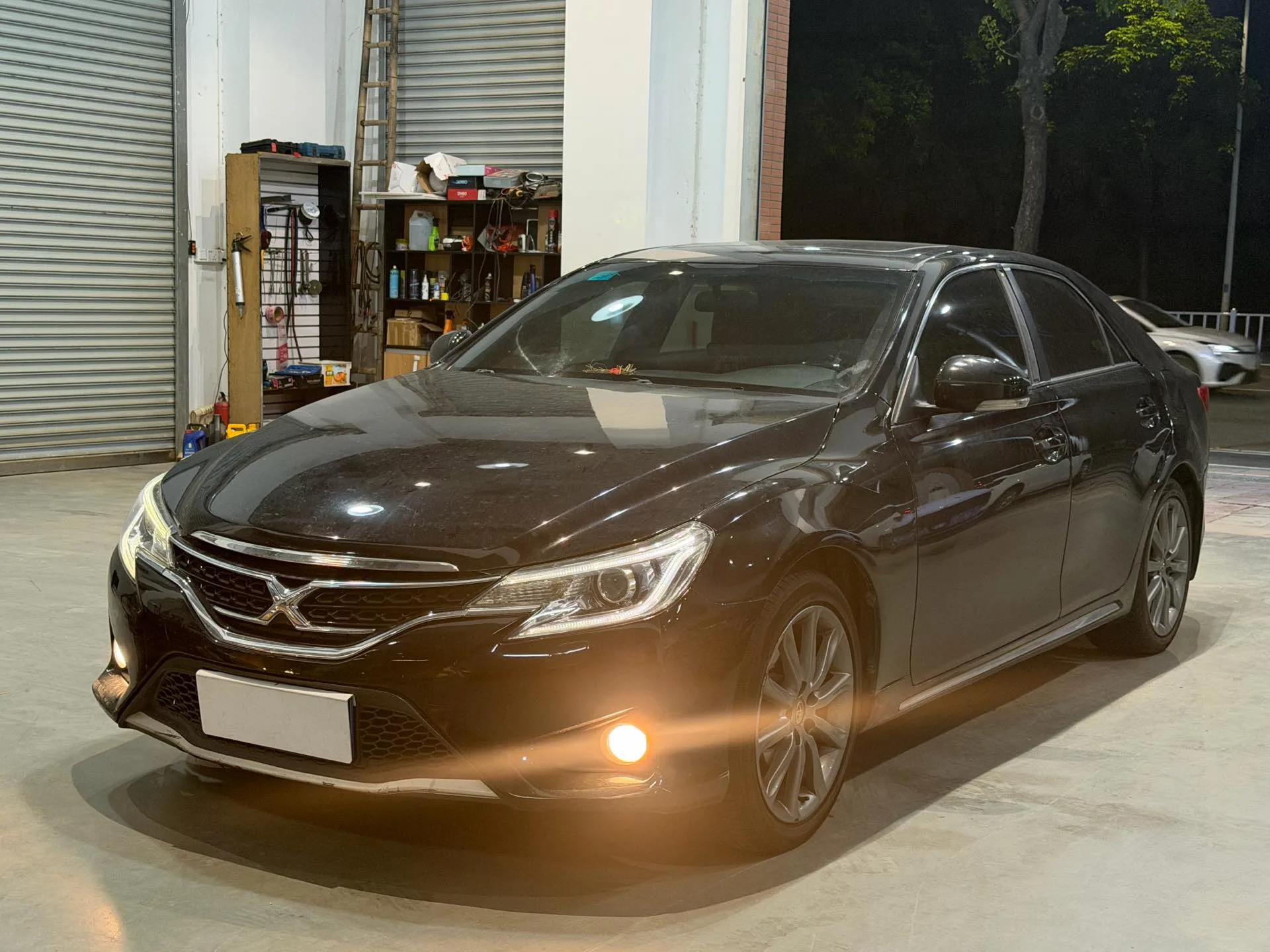 Reiz 2013 2.5V Shangrui Edition