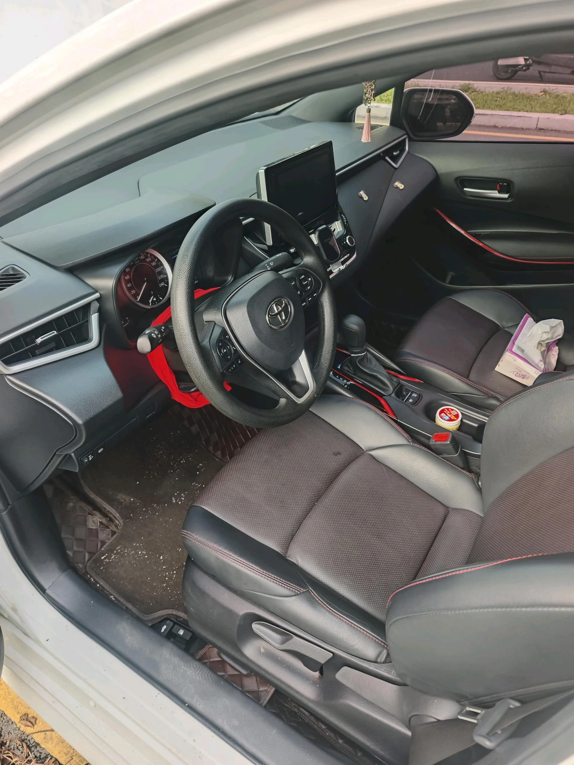 Levin 2022 185T CVT Luxury Edition