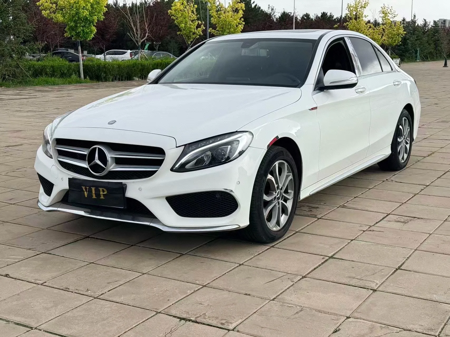 2016 Mercedes-Benz C-Class C 180 L Sport