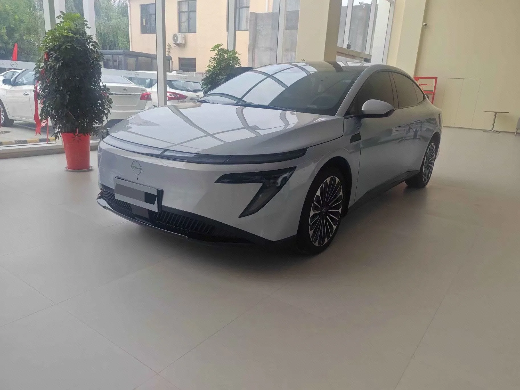 Nissan 2025 N7 625 Pro Automatic