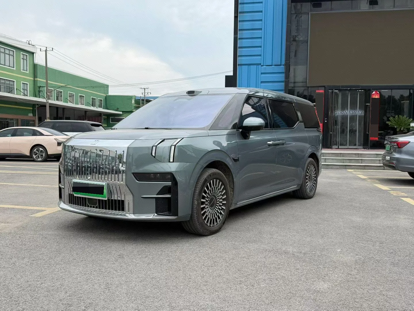 Extreme Krypton 009 2024 Model 7-Seat Aisle Edition 4WD 108kWh