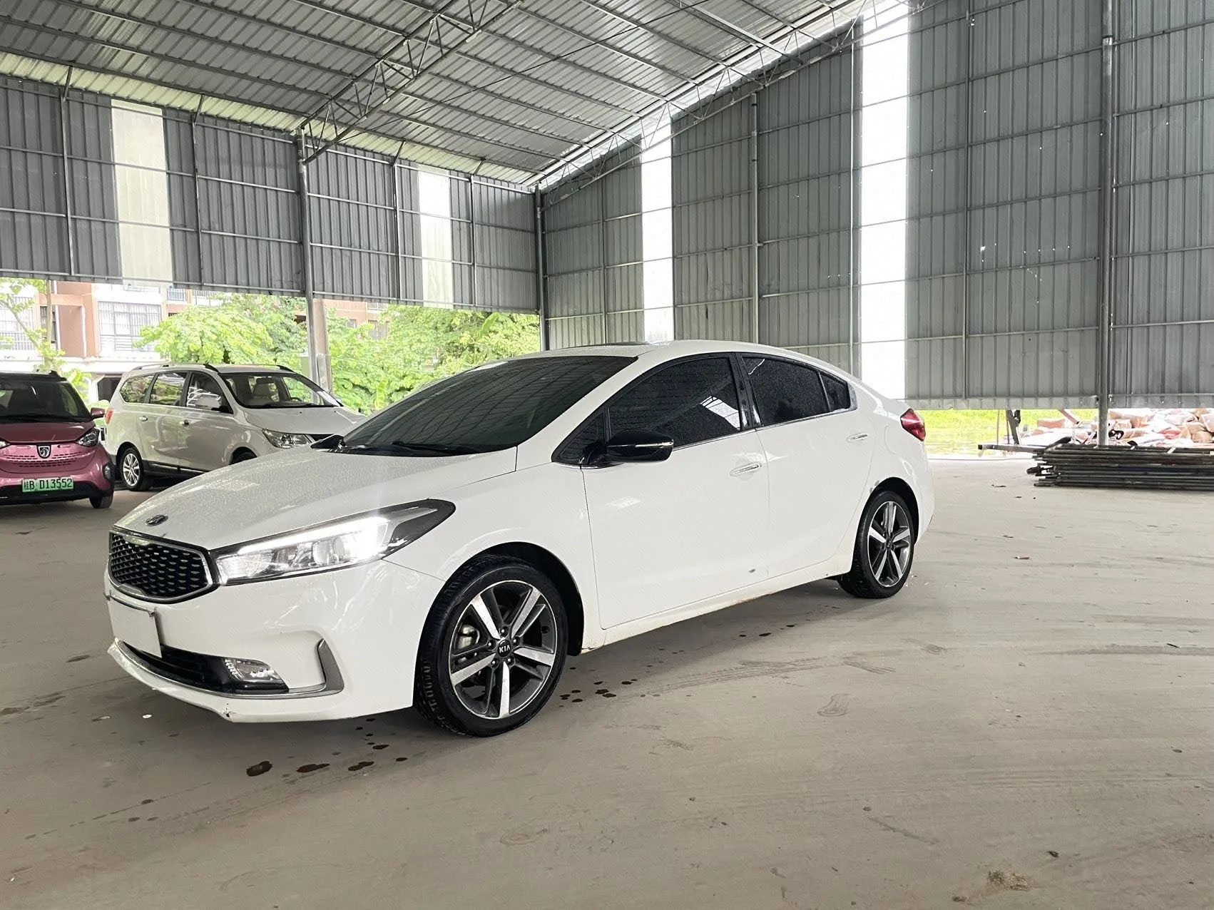Kia K3 2017 1.6L Automatic 15th Anniversary Special Edition GLS