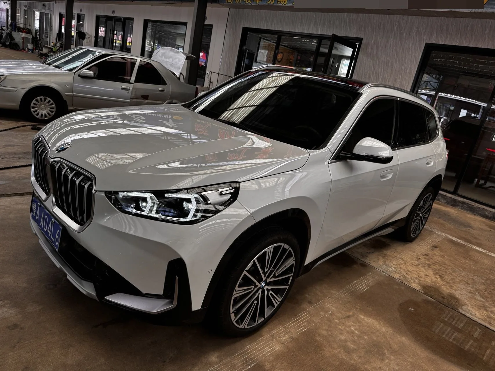 BMW 2025 X1 xDrive25Li 2.0T X Design Package Automatic