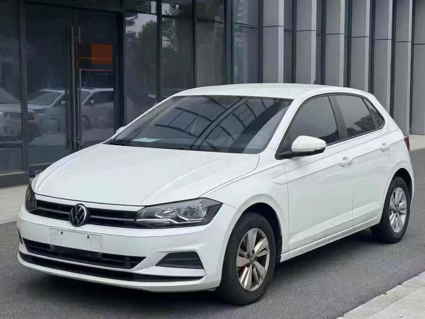 Volkswagen 2023 POLO Plus 1.5 Trendy Smart Edition Automatic