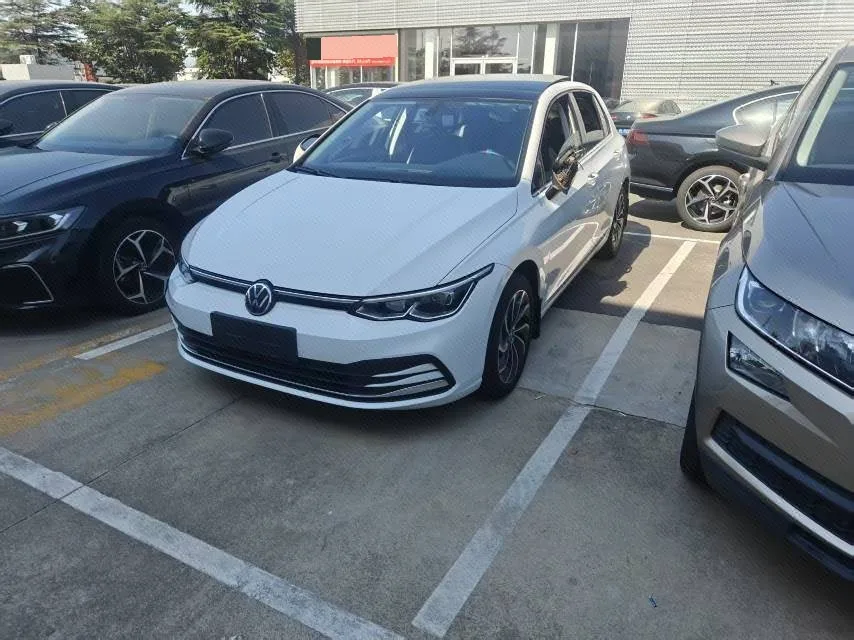 Volkswagen 2023 Golf 8 PRO 1.4TSI 280TSI Automatic