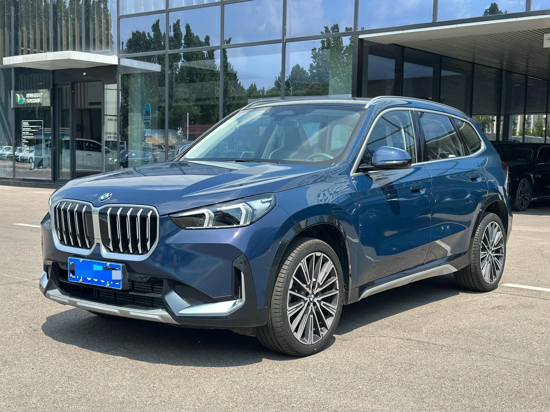 BMW 2025 X1 xDrive25Li 2.0T X Design Package Automatic