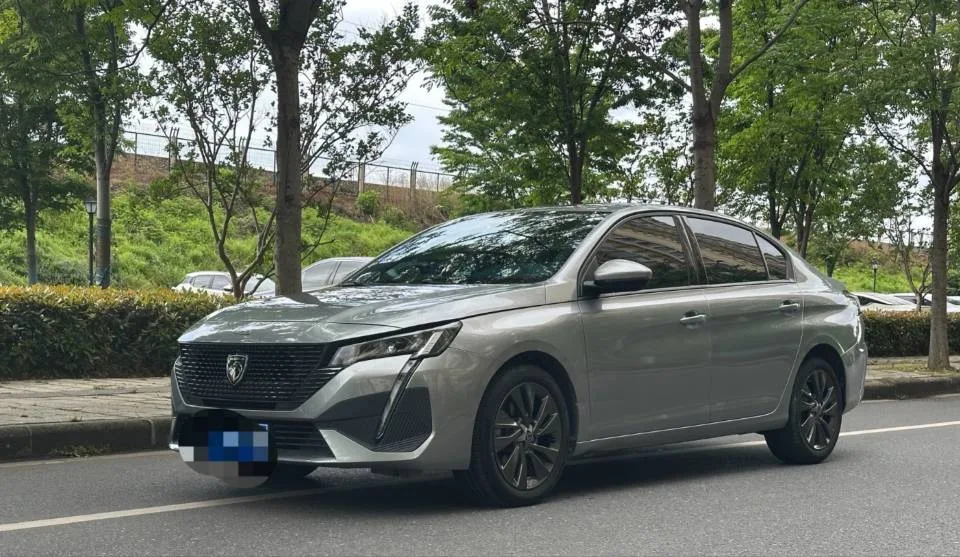 2022 Peugeot 408 1.6T Spotlight Edition