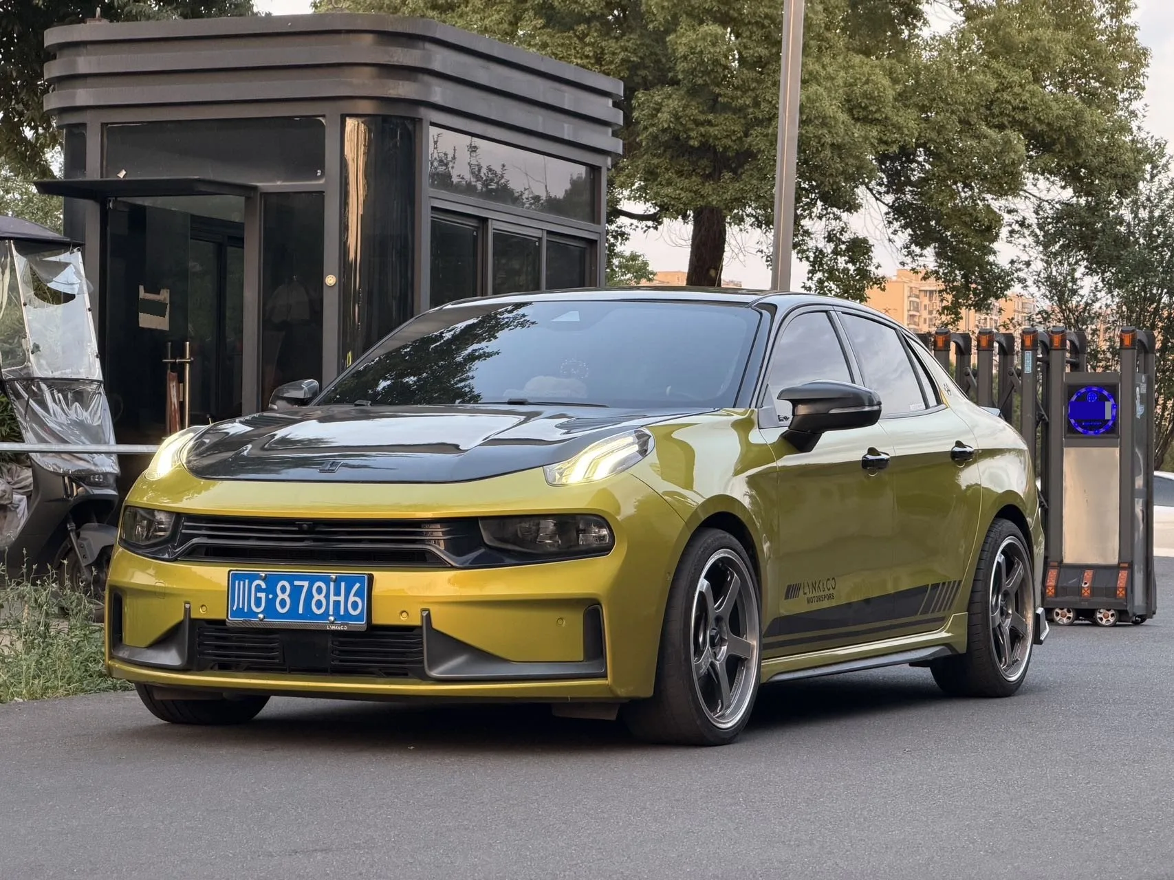 Lynk & Co 03 2019 Model Year 03+ 2.0TD Automatic Wind Rider Edition
