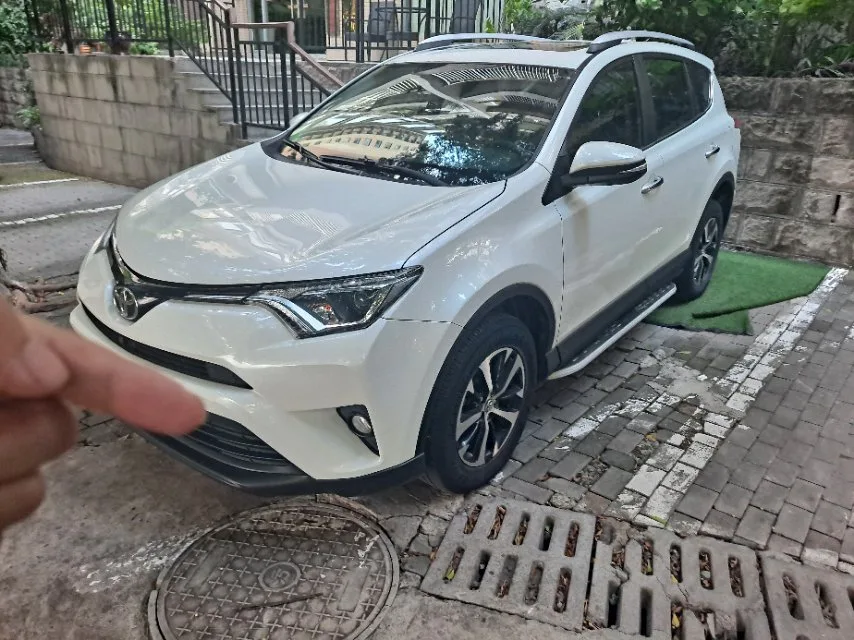 2016 RAV4 2.0L CVT Front-Wheel Drive Style Edition, National V Emission Standard