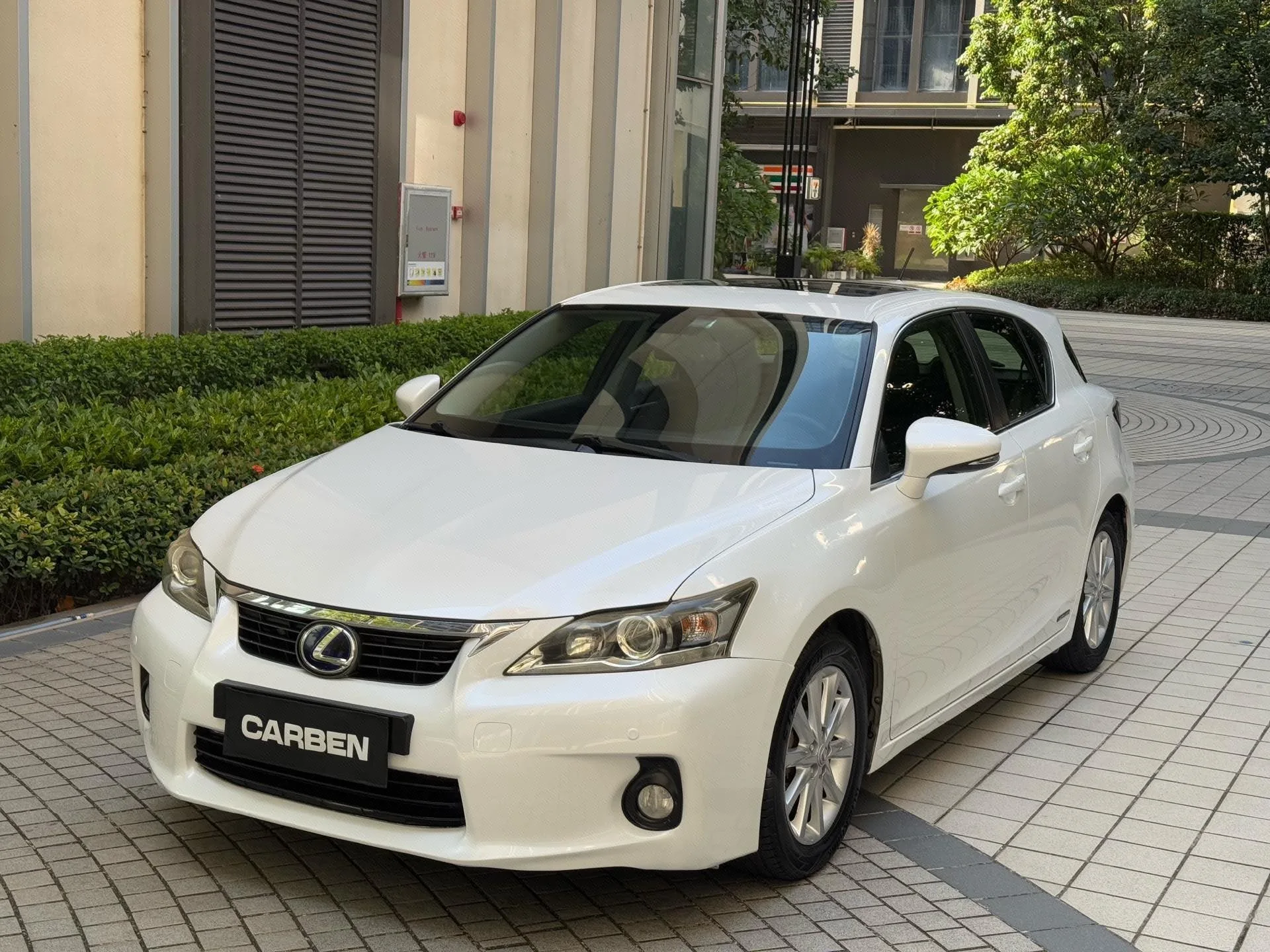 Lexus CT 2012 CT200h Premier Edition