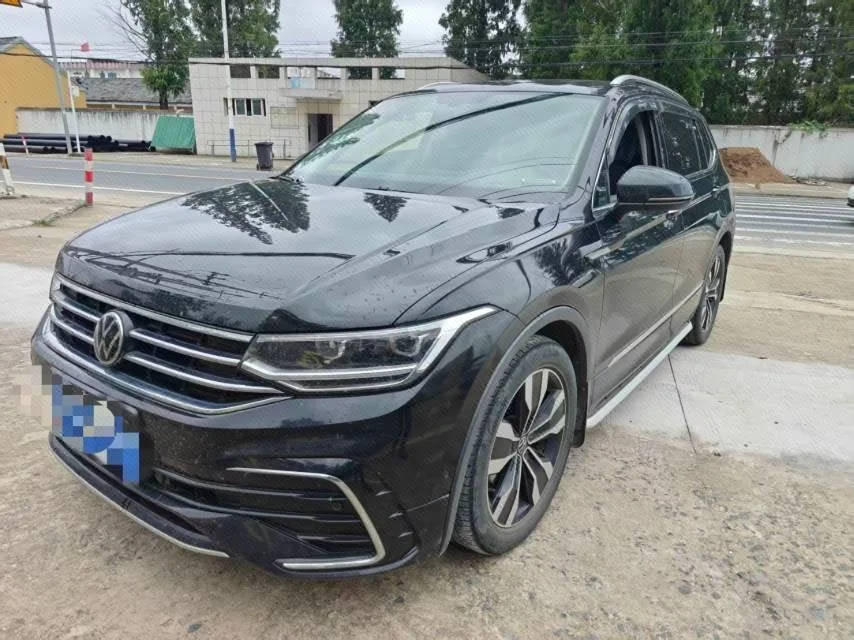 Volkswagen 2024 Tiguan L R-Line 2.0TSI 330TSI 2WD R-Line Luxury Edition Automatic Transmission