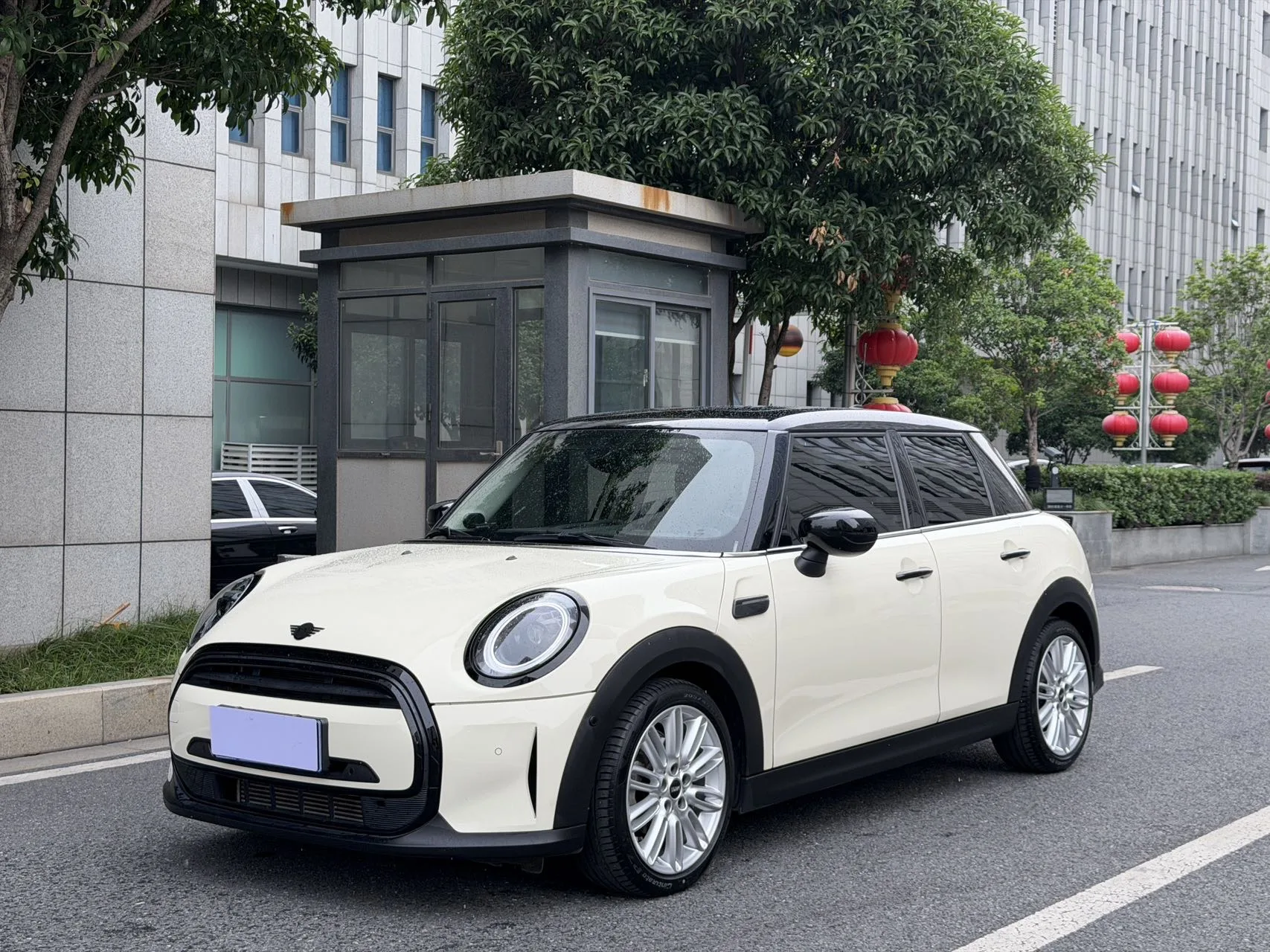 2023 MINI 1.5T Cooper Artist Edition, 5-Door