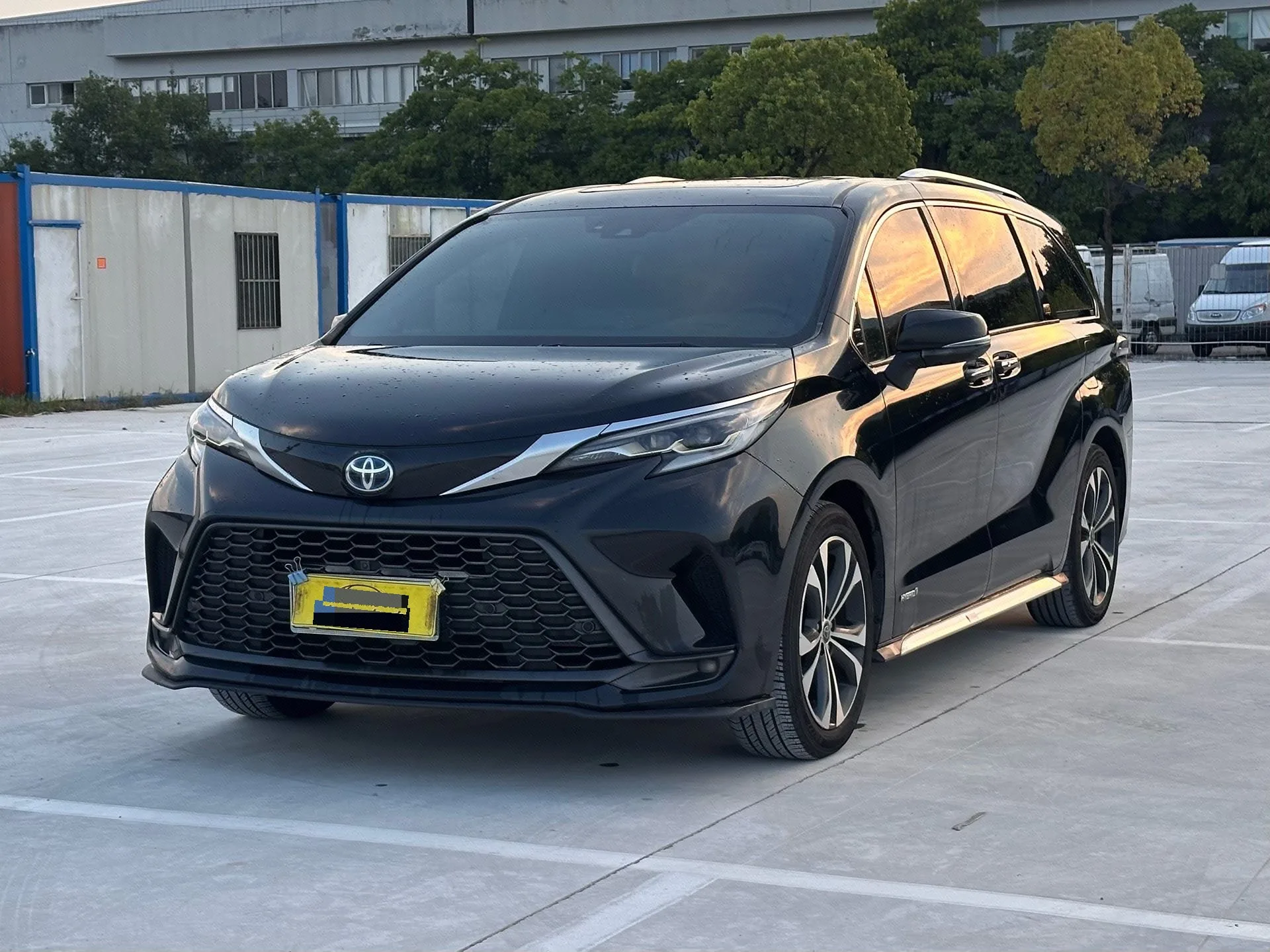 Toyota 2023 Grandeur Hybrid 2.5 CVT Flagship VIP Edition Automatic