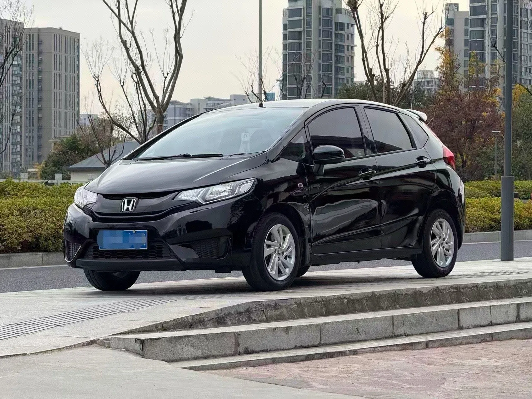Honda 2014 Fit 1.5 LX Comfort Edition, Manual Transmission