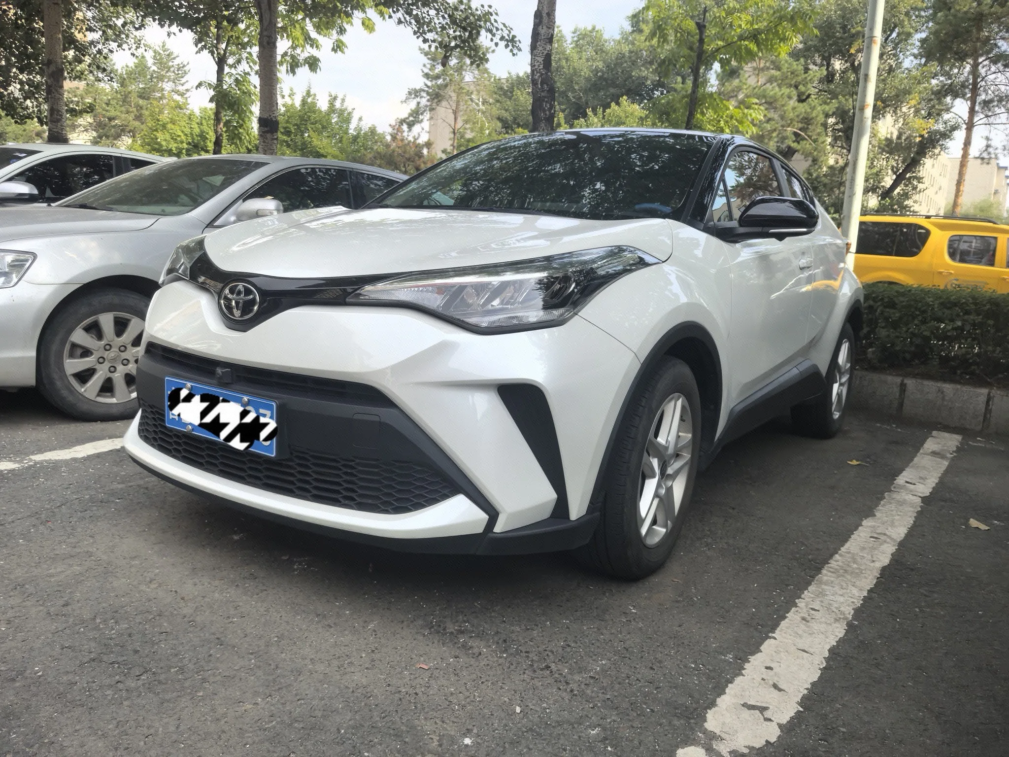 Toyota 2023 C-HR 2.0 CVT Comfort Edition, Automatic Transmission