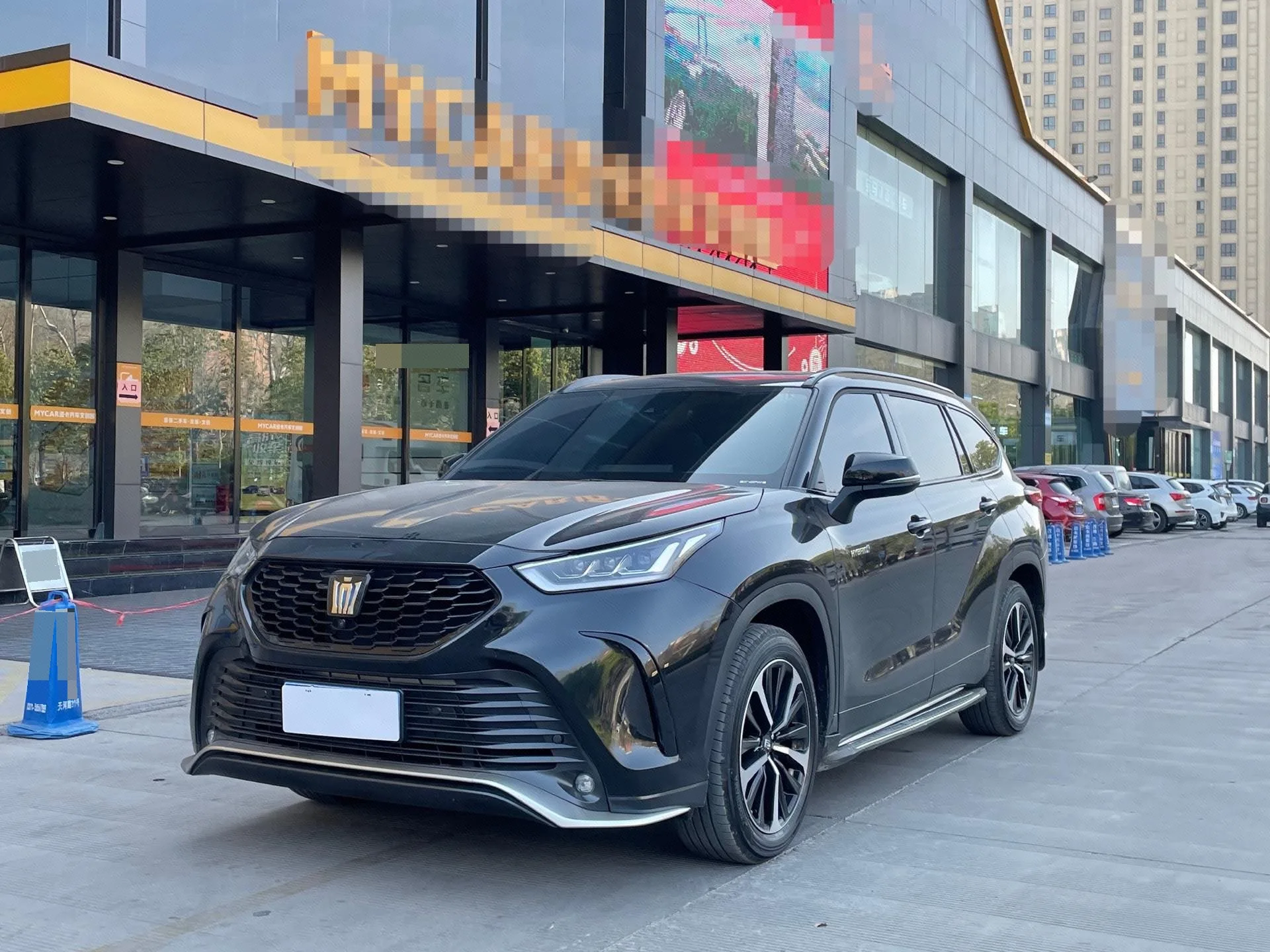Toyota 2023 Crown Land Cruiser 2.5 CVT 4WD Premium Edition Automatic