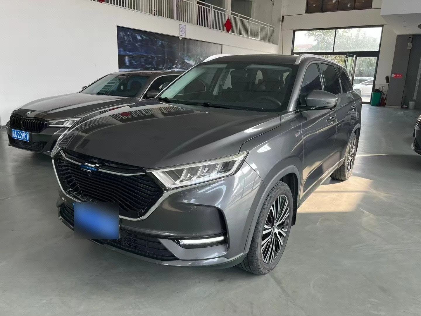 Changan Oushang X7 2020 Model Year 1.5T Facial Recognition with Fully Automatic Parking "Space Freedom" Edition