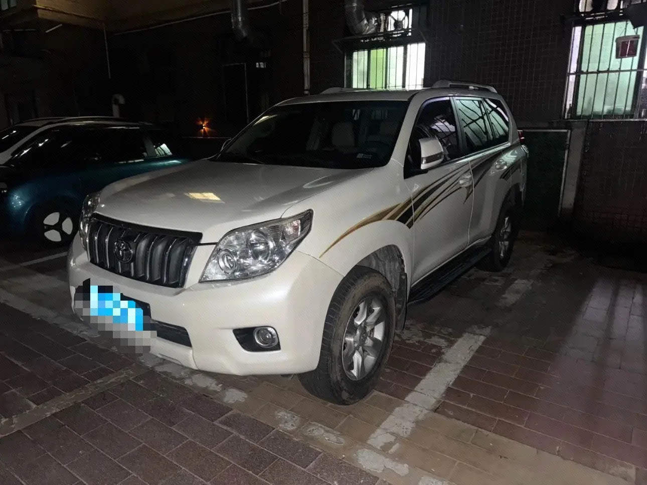 Prado (Imported) 2014 2.7L Automatic Standard Edition