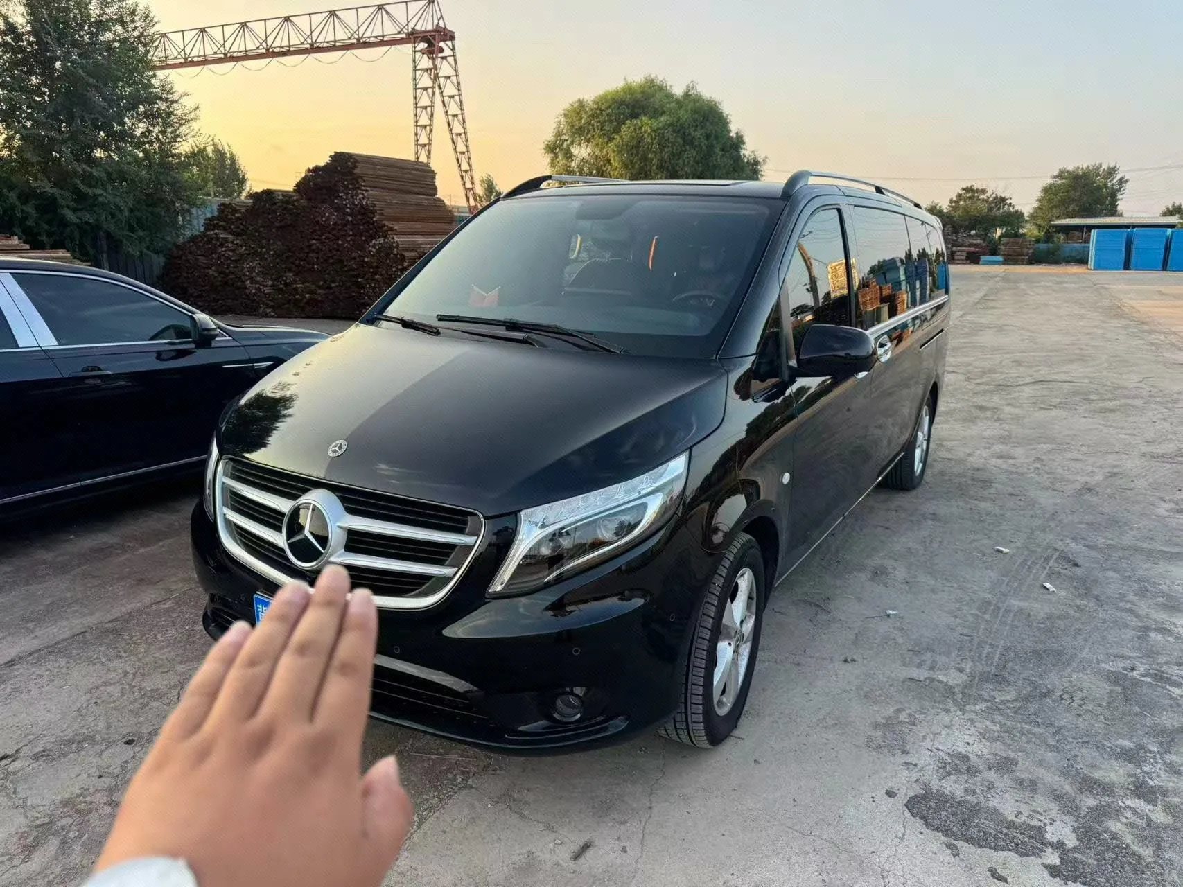 Vito 2020 2.0T Business Edition 7-seater
