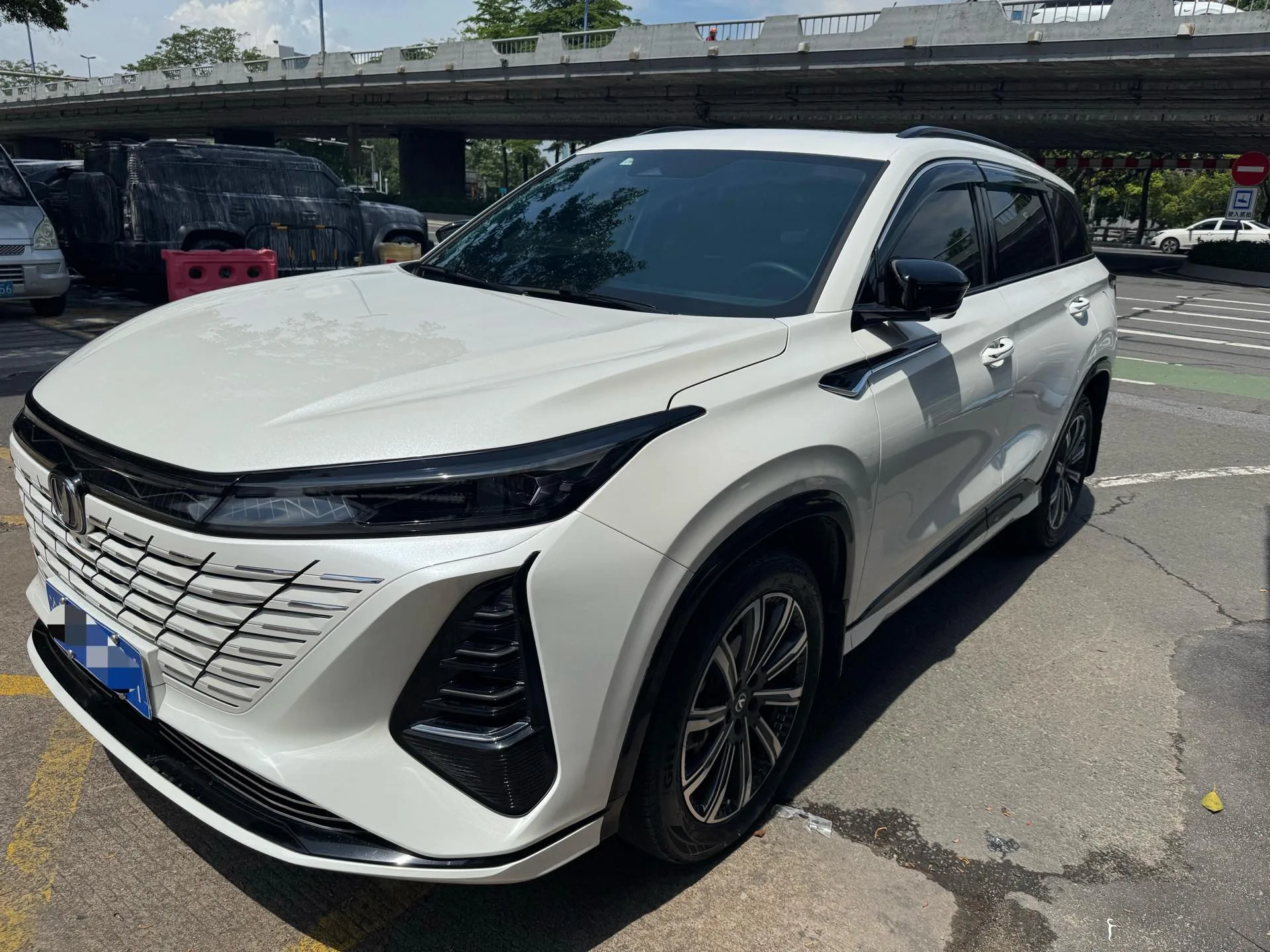Changan 2024 CS75 PLUS 1.5T Champion Edition Intelligent Driving and Sporty Automatic Transmission